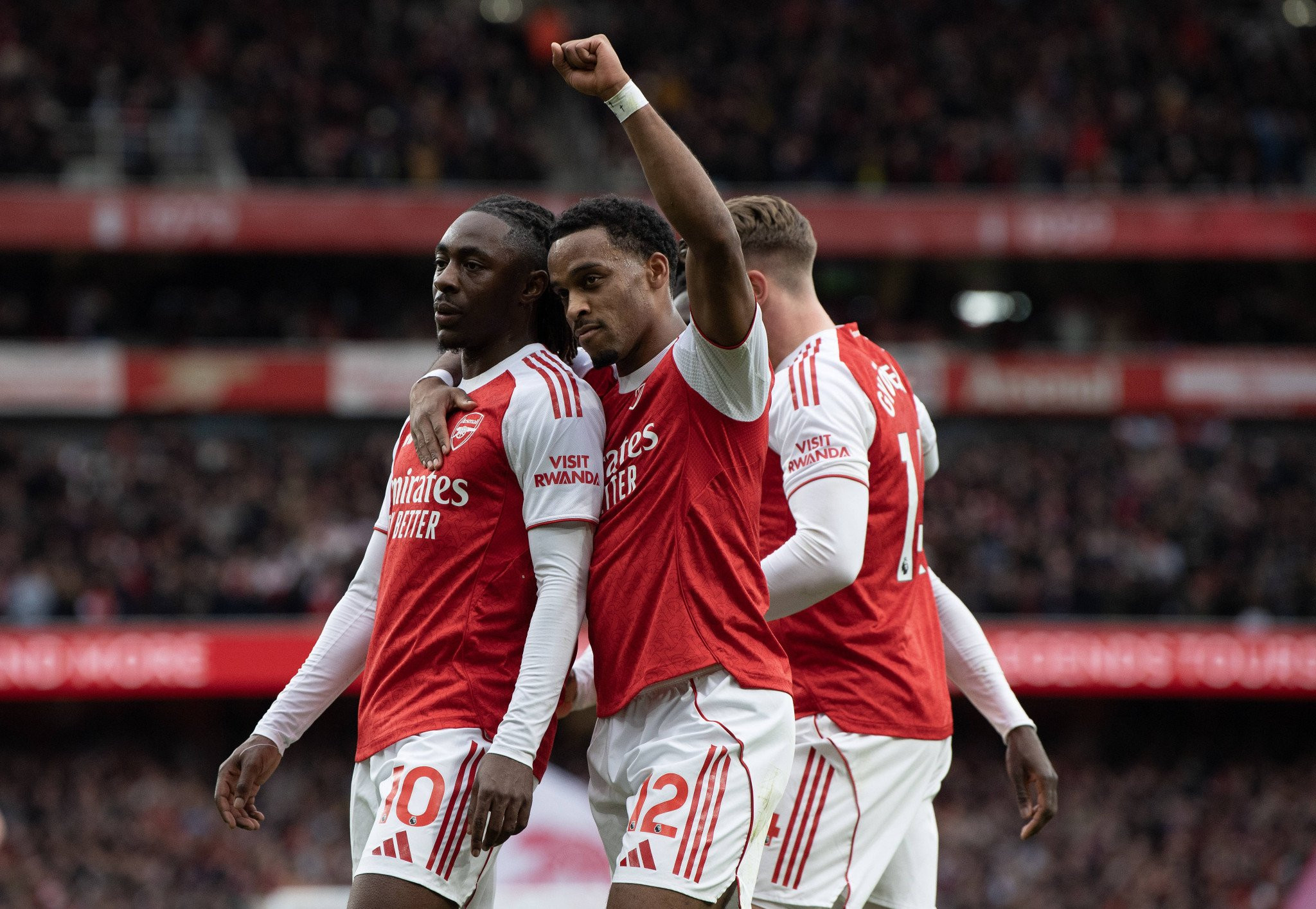 «Λύγισε» τη μαχητική Μπράιτον και πάτησε ξανά κορυφή η Άρσεναλ - Τεσσάρα της Μπρέντφορντ στην Μπόρνμουθ