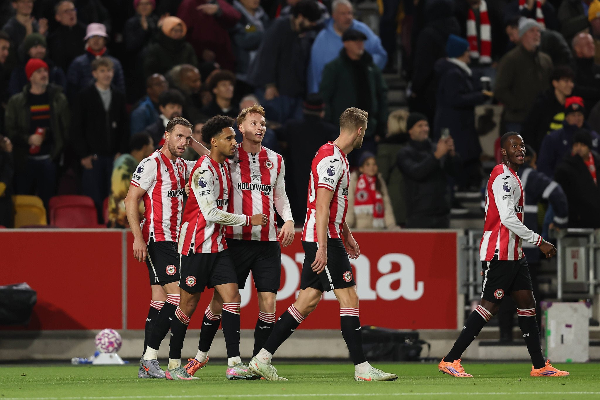 Η Μπρέντφορντ κέρδισε την μέτρια Λίβερπουλ