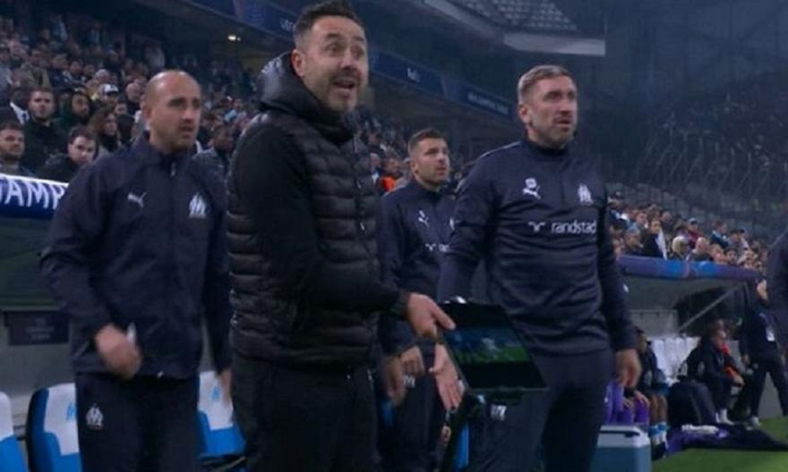 O Ντε Τζέρμπι καλούσε τον διαιτητή να δει στο tablet του για να ακυρώσει το γκολ της Αταλάντα (video)