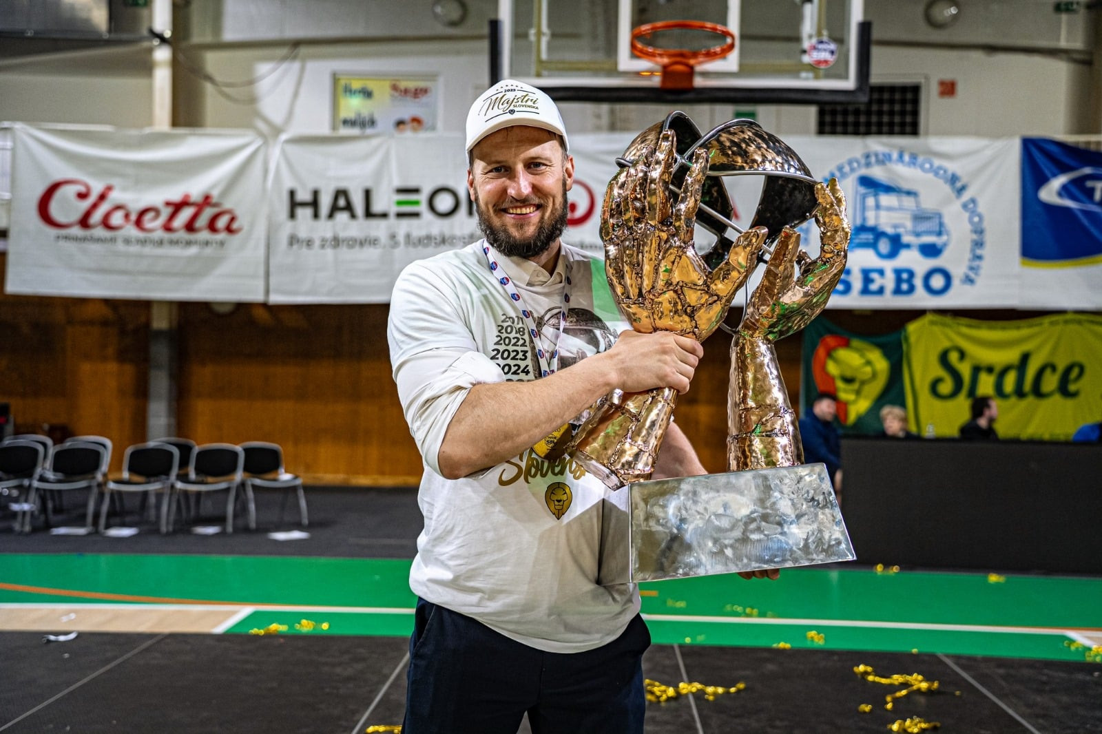 Η Λεβίτσε «υποκλίνεται» στην ΑΕΚ: «Είναι ένας γίγαντας, ένα μεγάλο brand στην Ευρώπη!»