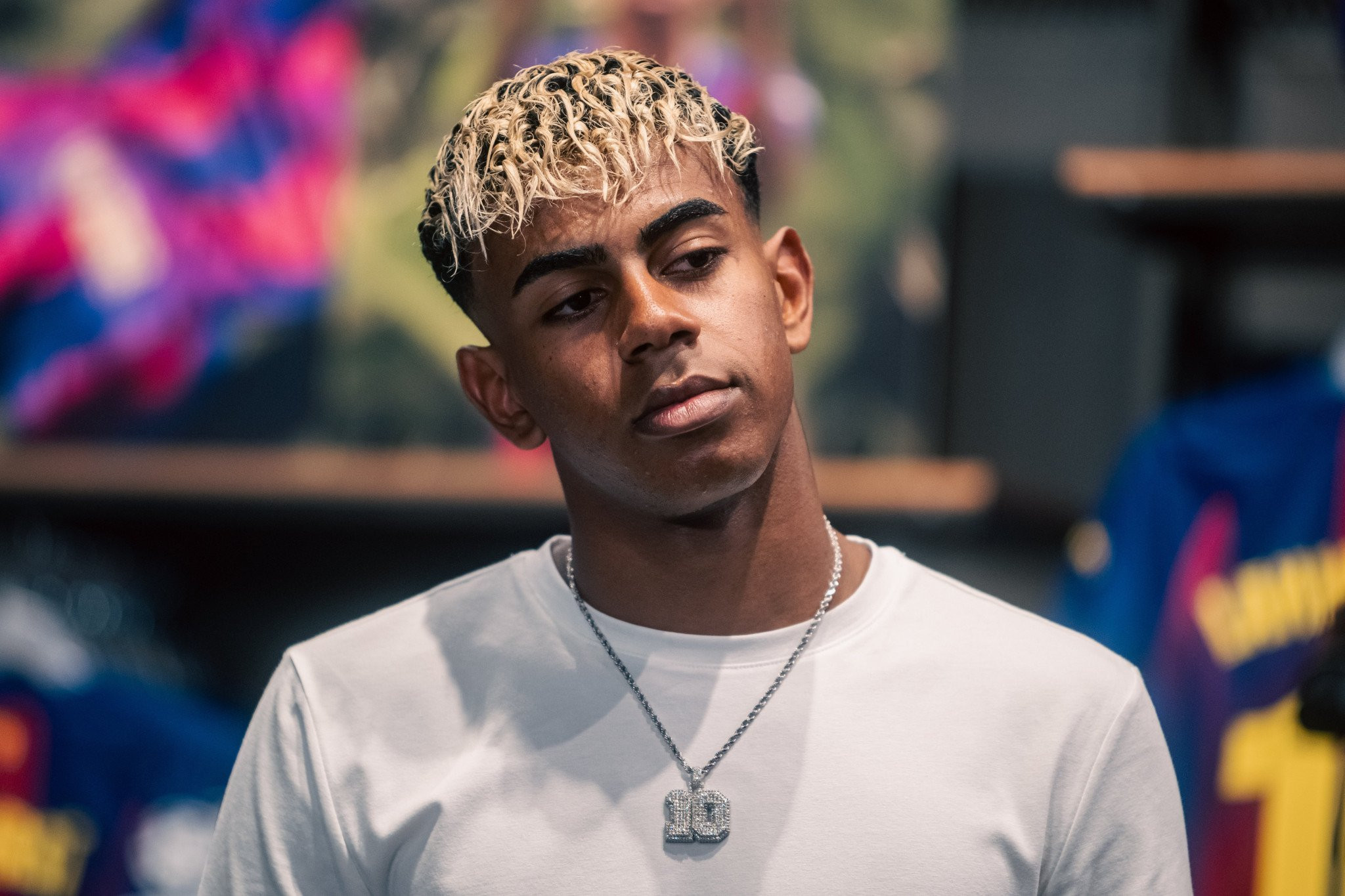 Όταν ο Γιαμάλ «ζωγραφίζει», πως να μην τον... ανέχονται (videos)