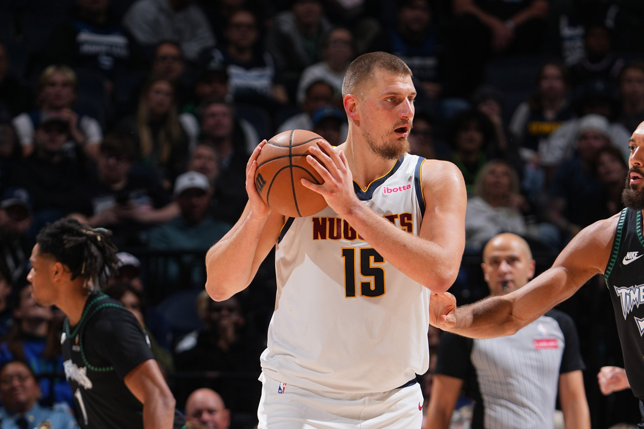 Ένα μήνα εκτός δράσης ο Γιόκιτς, δεν πειράχτηκαν οι σύνδεσμοι