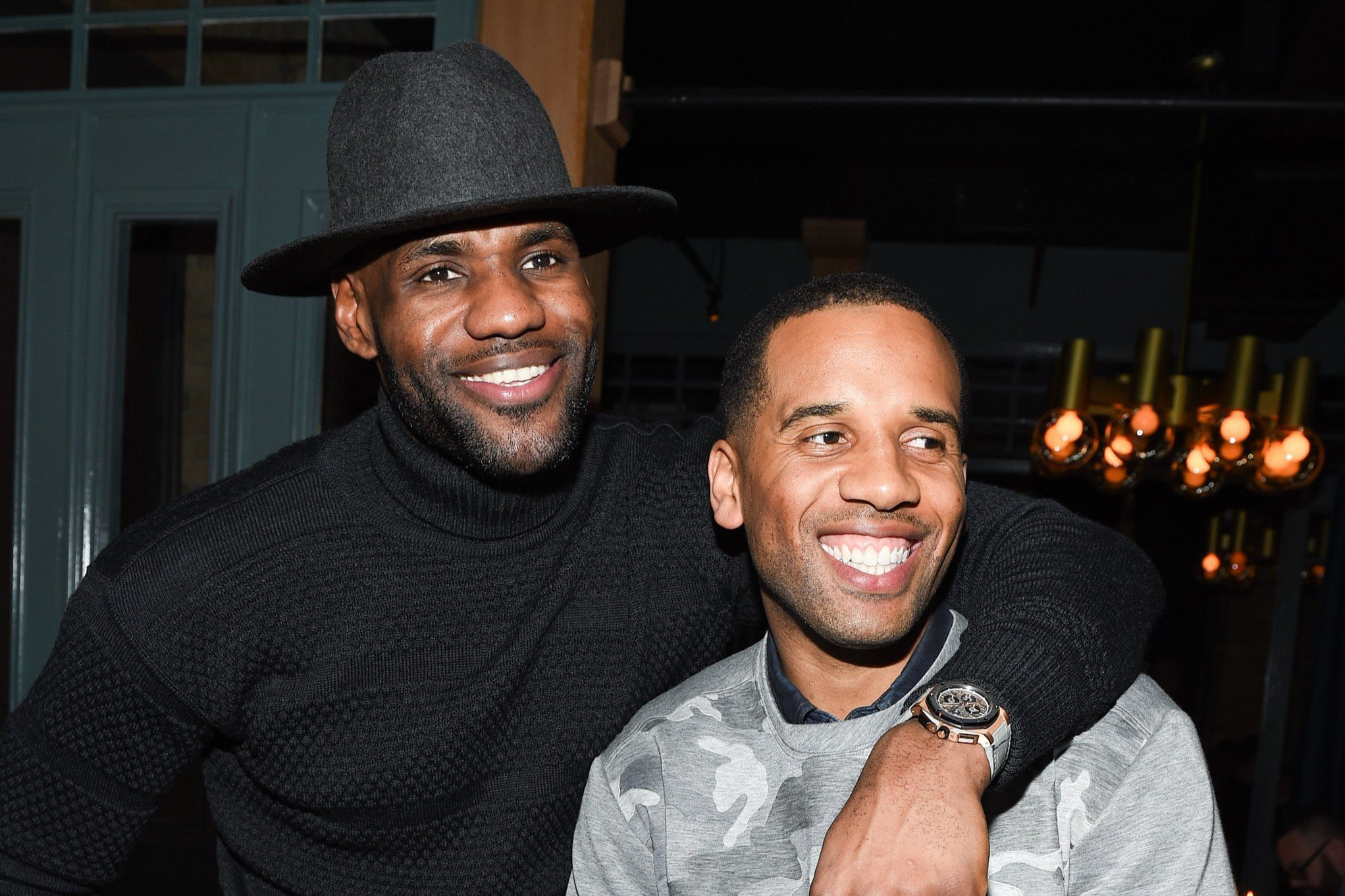 Πώς η εμπλοκή του φίλου του ΛεΜπρόν επηρεάζει την υστεροφημία του «Βασιλιά» και την πορεία προς το Hall of Fame