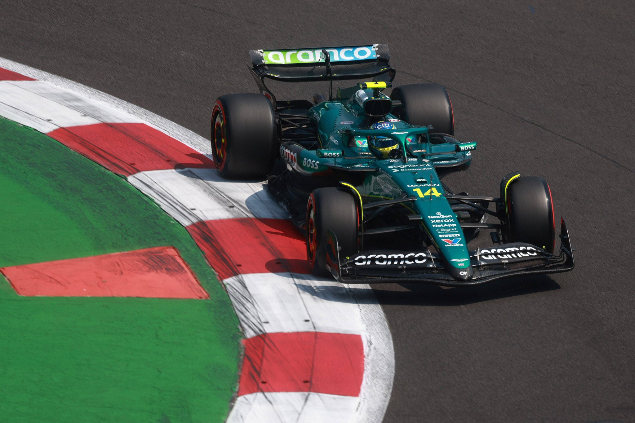 Η Aston Martin αποκαλύπτει το νέο μονοθέσιό της ενόψει 2026 - Πότε θα το παρουσιάσουν