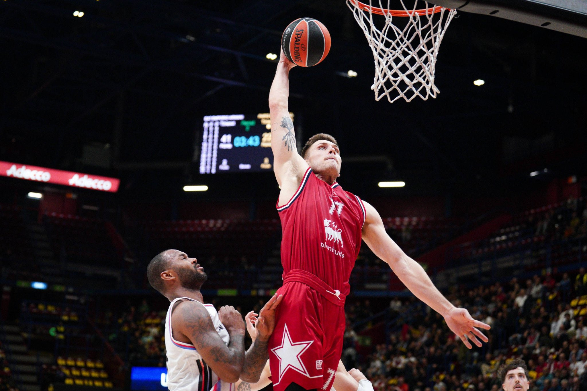 Δραπέτευσε η Μιλάνο από την Κωνσταντινούπολη κόντρα στην Εφές στο θρίλερ δυο παρατάσεων!