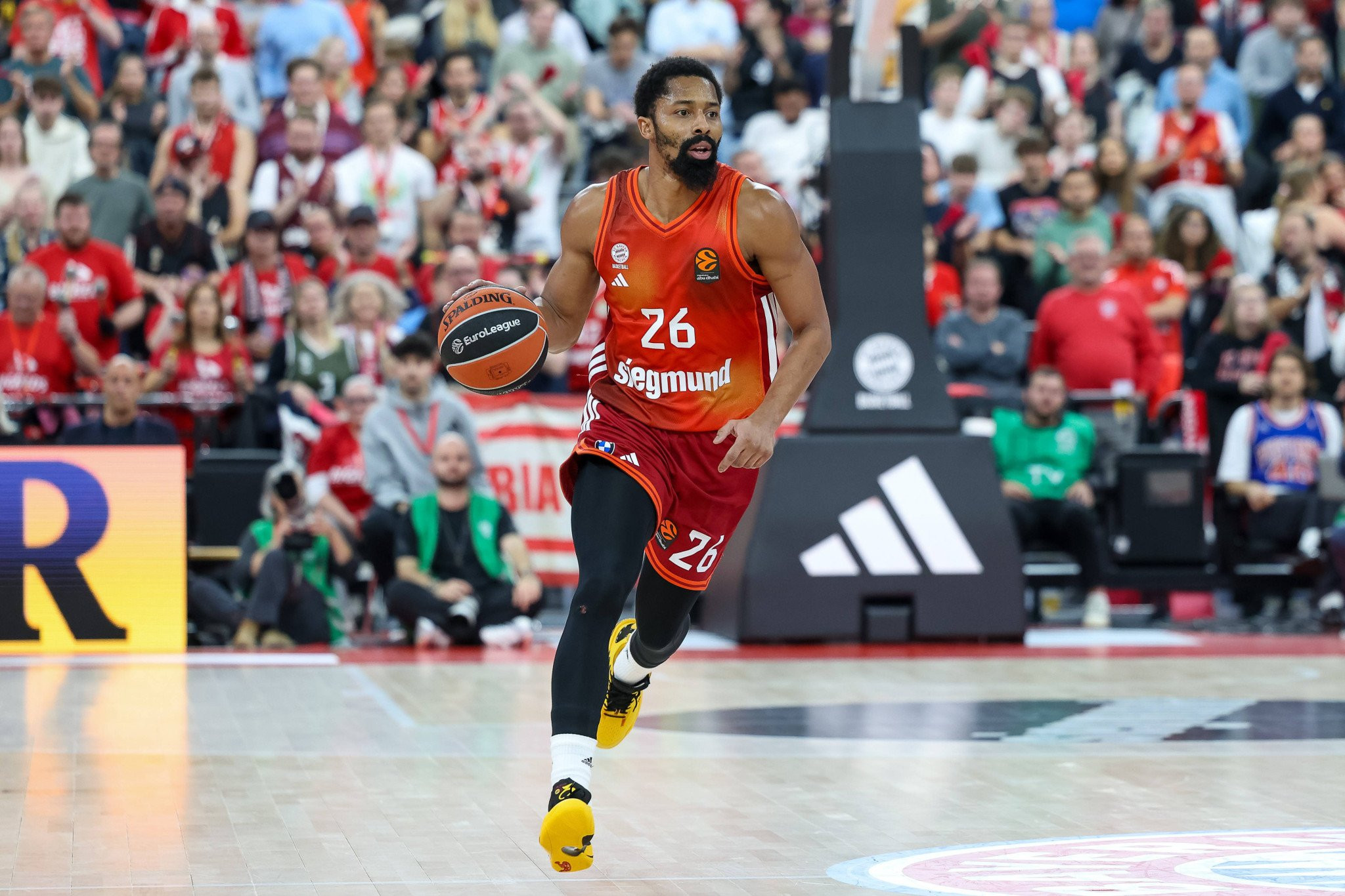 Τέλος ο Ντίνγουιντι από την Μπάγερν Μονάχου!