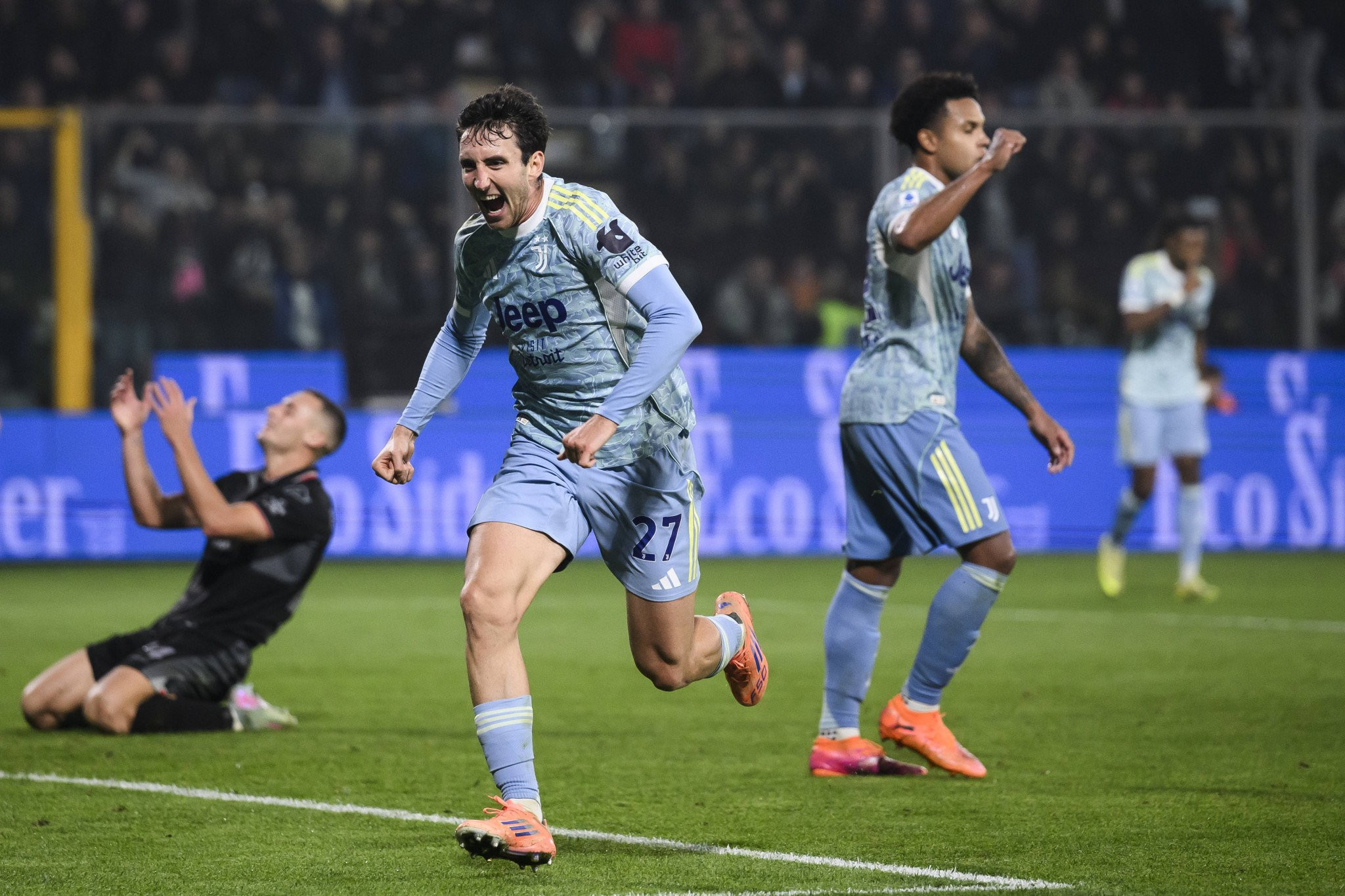 Η Γιουβέντους πήρε το ντέρμπι με τη Ρόμα και πλησιάζει στην κορυφή