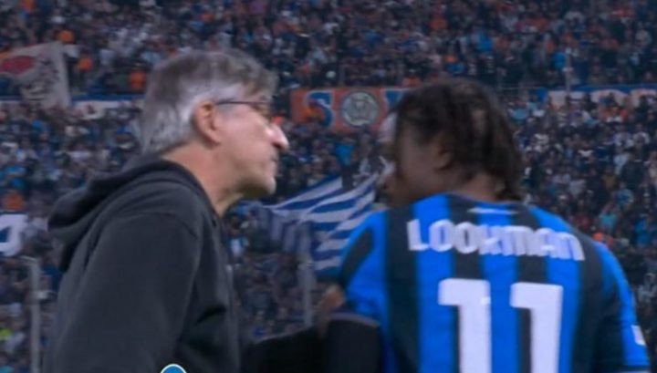 Χαμός στην Αταλάντα με Λούκμαν και Γιούριτς - Παραλίγο να πιαστούν στα χέρια εν ώρα αγώνα (video)