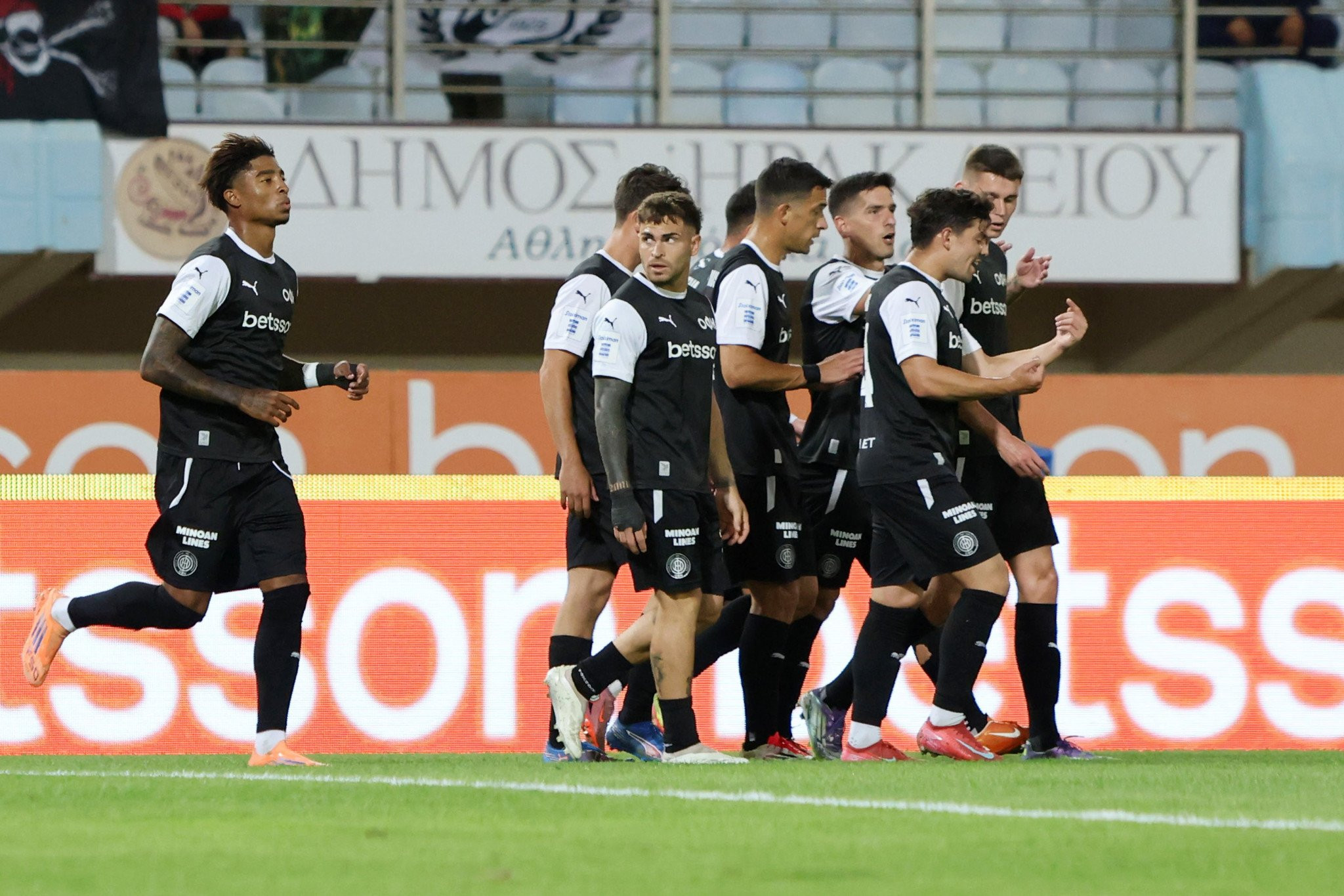 Η ανακοίνωση της Super League για την επιστροφή βαθμών στον ΟΦΗ