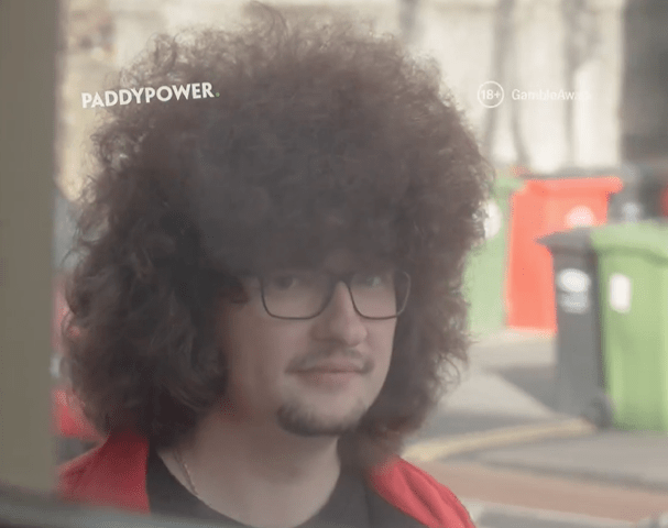 Ο Αμορίμ για τον viral οπαδό της Μάντσεστερ Γιουνάιτεντ - «Θα κουρευτεί μια μέρα αλλά δεν ξέρω πότε»