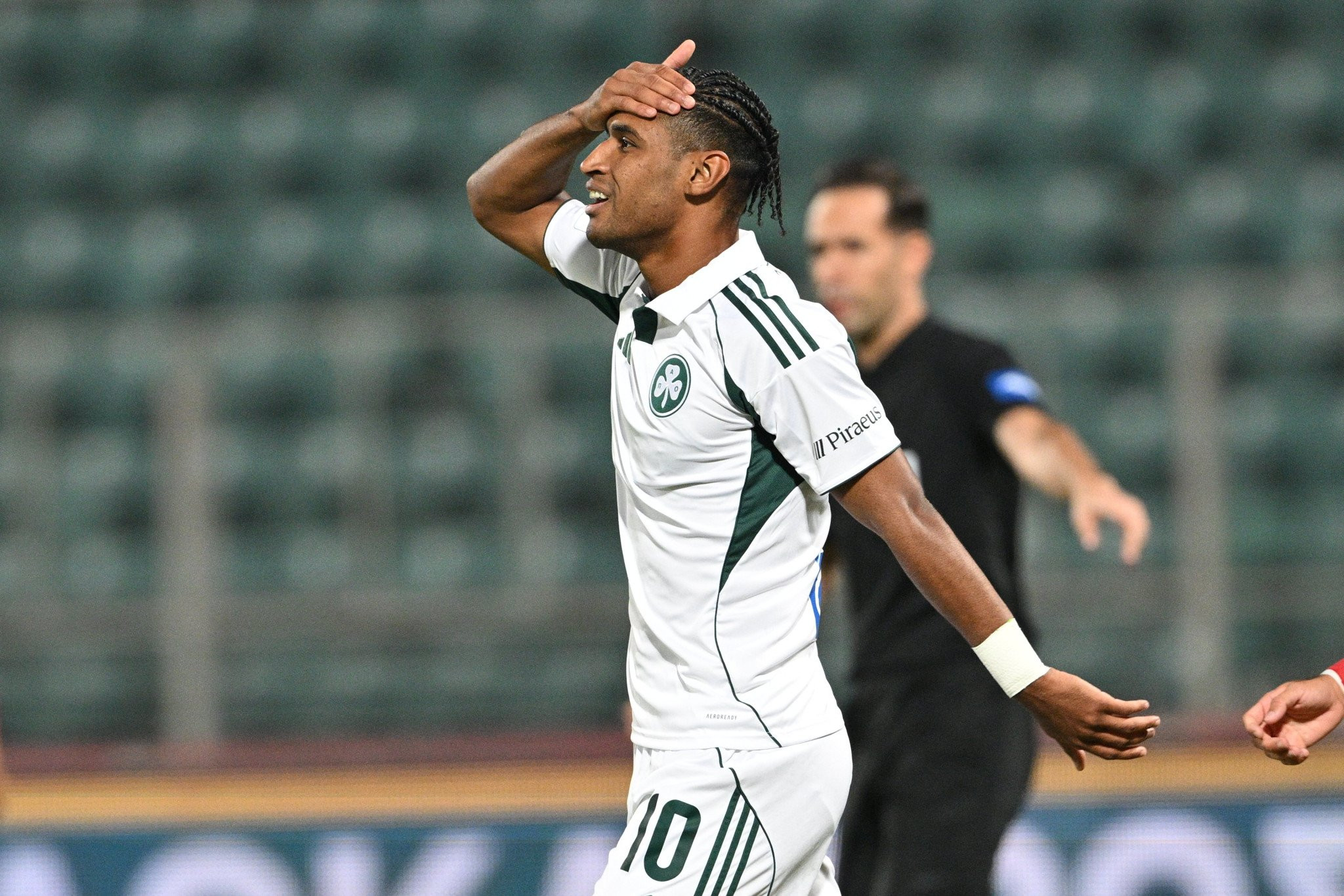 «Ο Παναθηναϊκός εκνευρίστηκε από τη φωτογραφία του Τετέ με τη φανέλα της Γκρέμιο και ζητάει 10 εκατομμύρια»