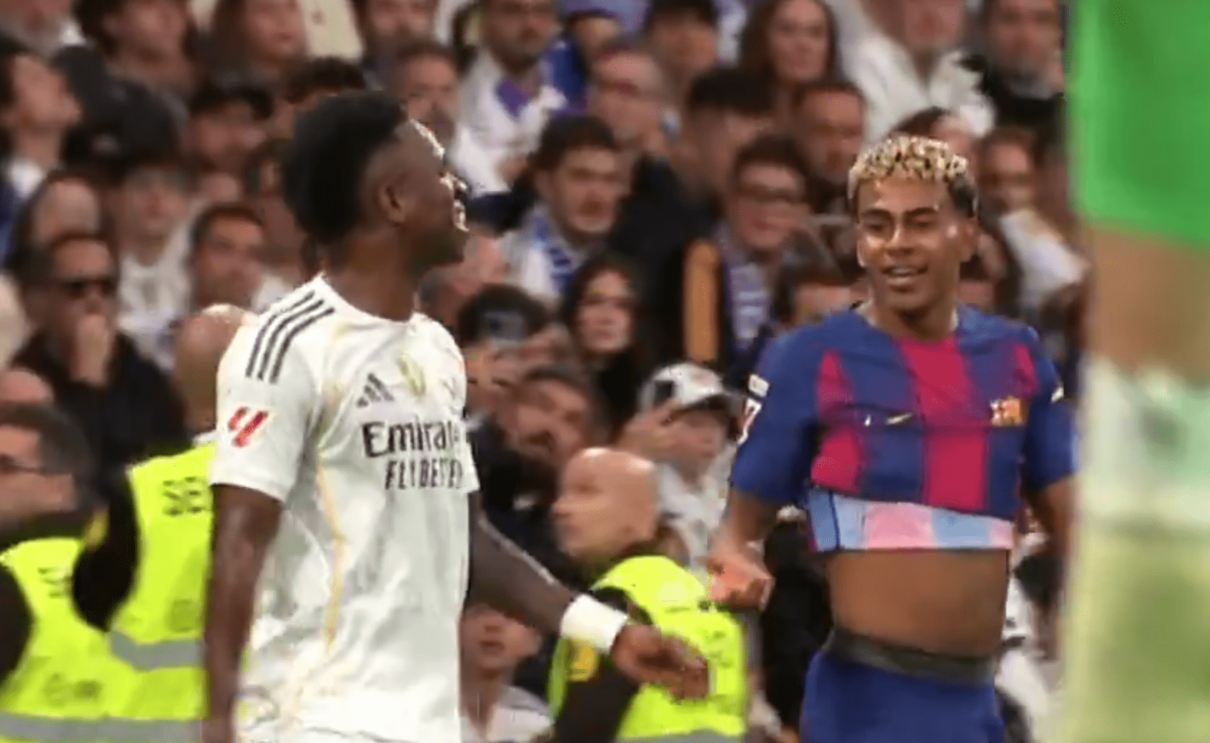 Βινίσιους σε Γιαμάλ - «Δεν κάνεις τίποτα, δίνεις πάσες μόνο προς τα πίσω» (video)