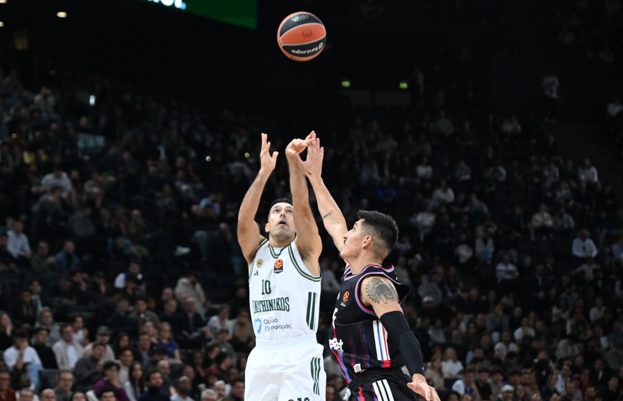 Ο Σλούκας ξεπέρασε τον Σπανούλη: Πιο εύστοχος Έλληνας στην Euroleague στα σουτ τριών πόντων (video)