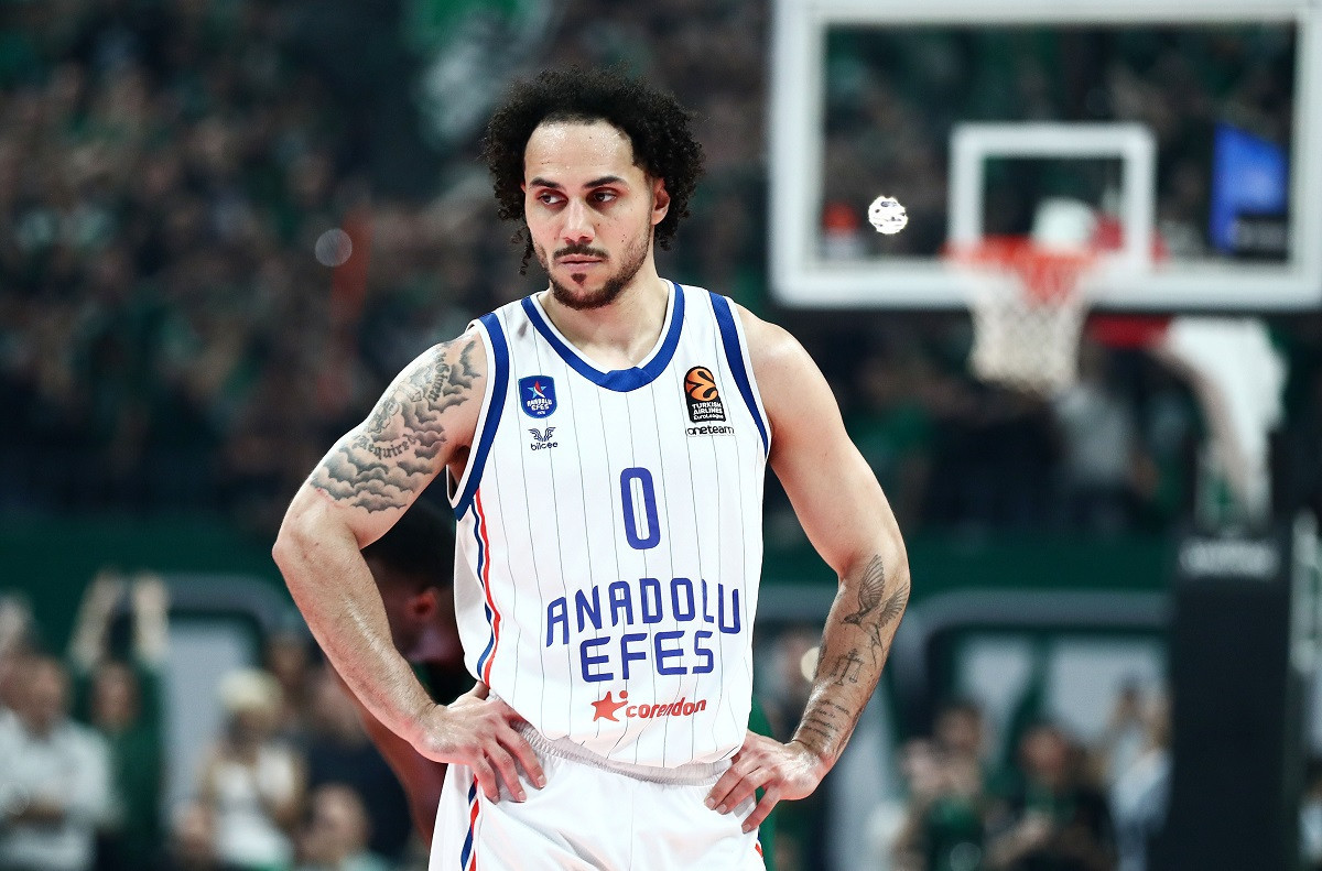 Έκανε χειρουργείο ο Λάρκιν: Μένει εκτός για ακόμα δυο μήνες