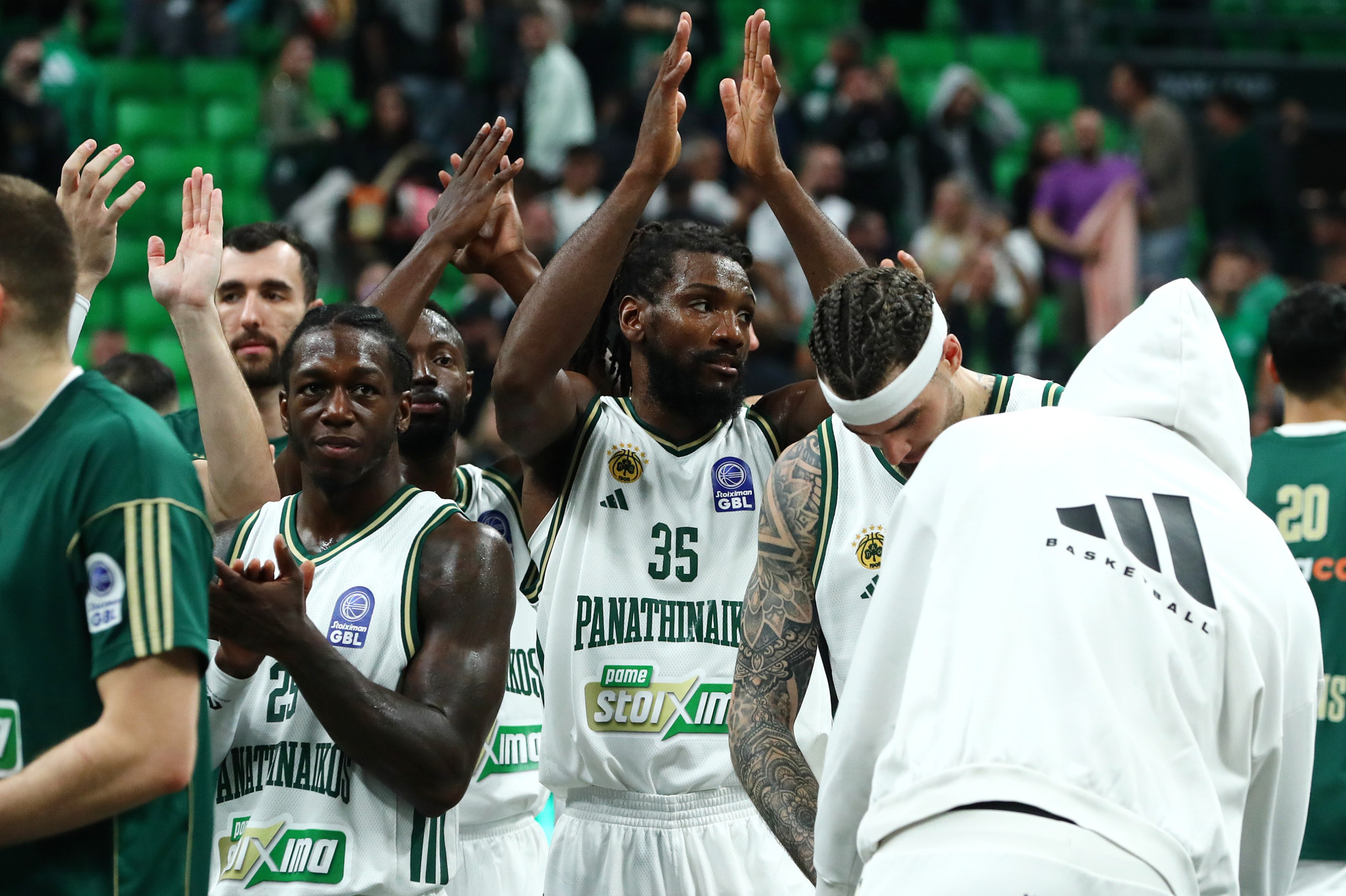 Το ηγετικό μήνυμα του Ναν: «Το επόμενο την Πέμπτη»