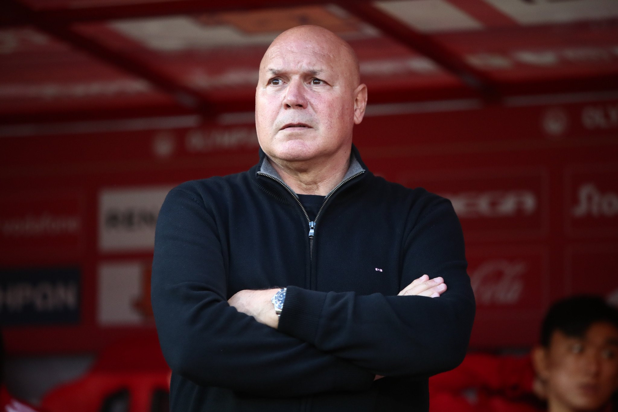 Τελειώνει από τον Ολυμπιακό και ο Μπενεντέτ