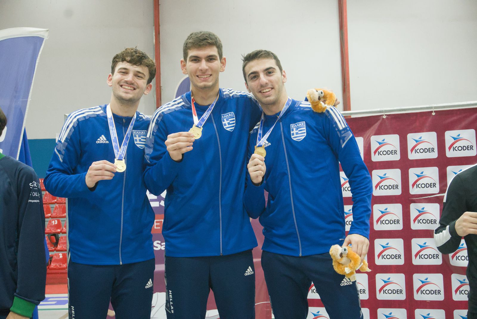 Ιστορικά χρυσά για τις Εθνικές ομάδες ξιφασκίας σε νέους και εφήβους