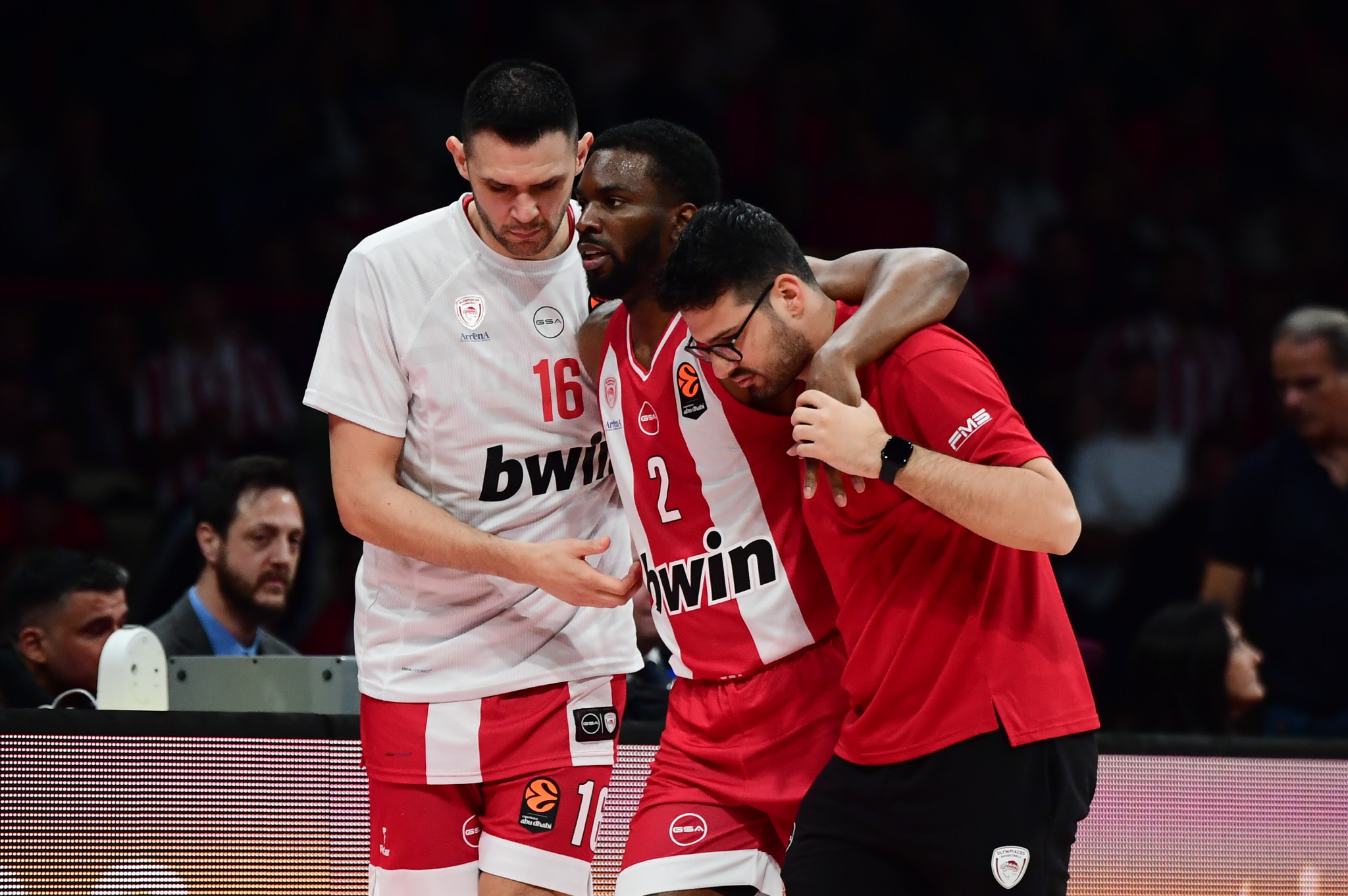 Ασύλληπτη ατυχία για τον Έβανς: Μπήκε στη 12άδα λόγω Νιλικίνα και τραυματίστηκε ξανά