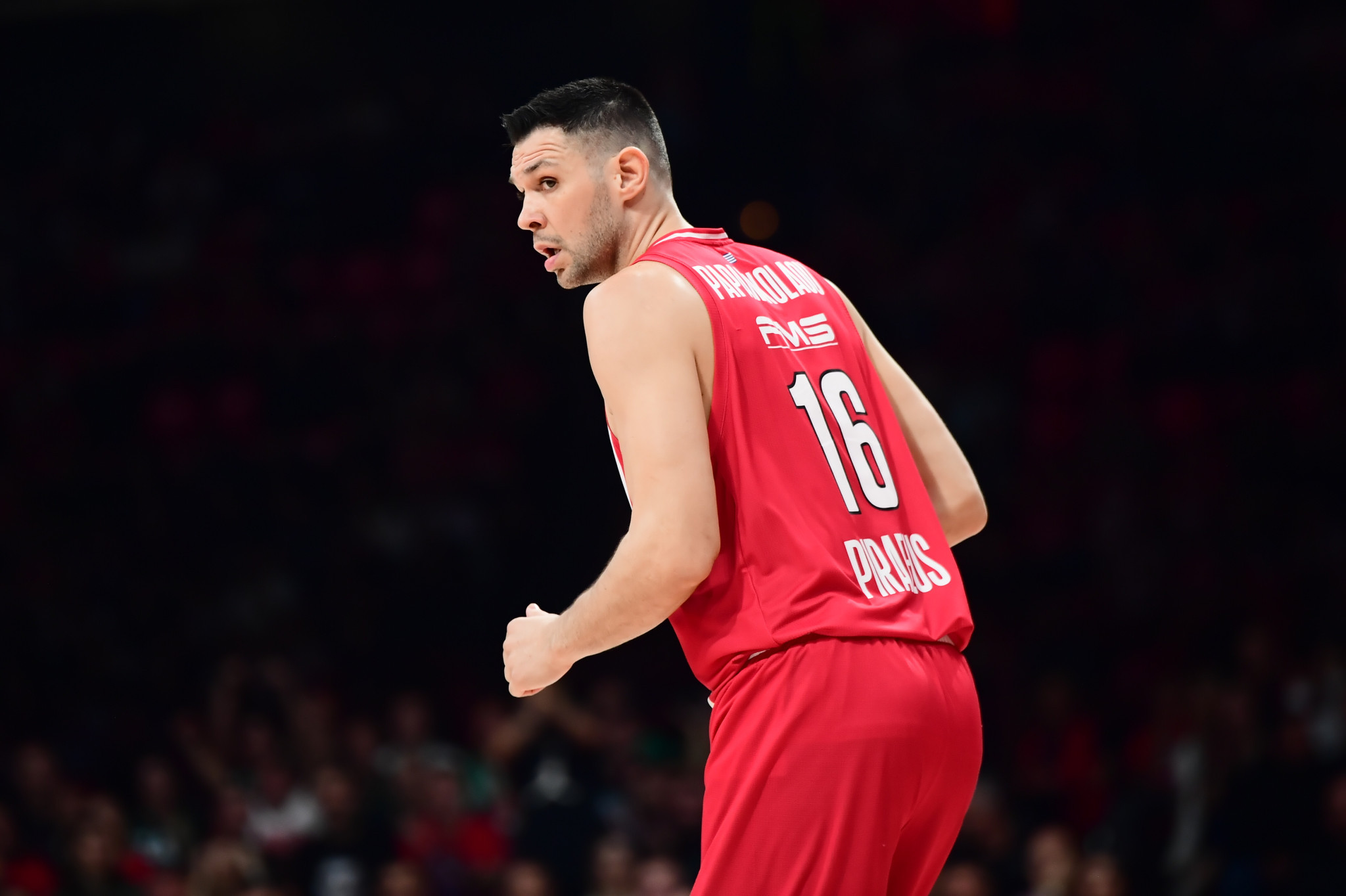 Παπανικολάου: «Δεν μου αρέσουν οι ταμπέλες "ηγέτης" και "αρχηγός"» - Τι είπε για Μόρις και Τζόουνς