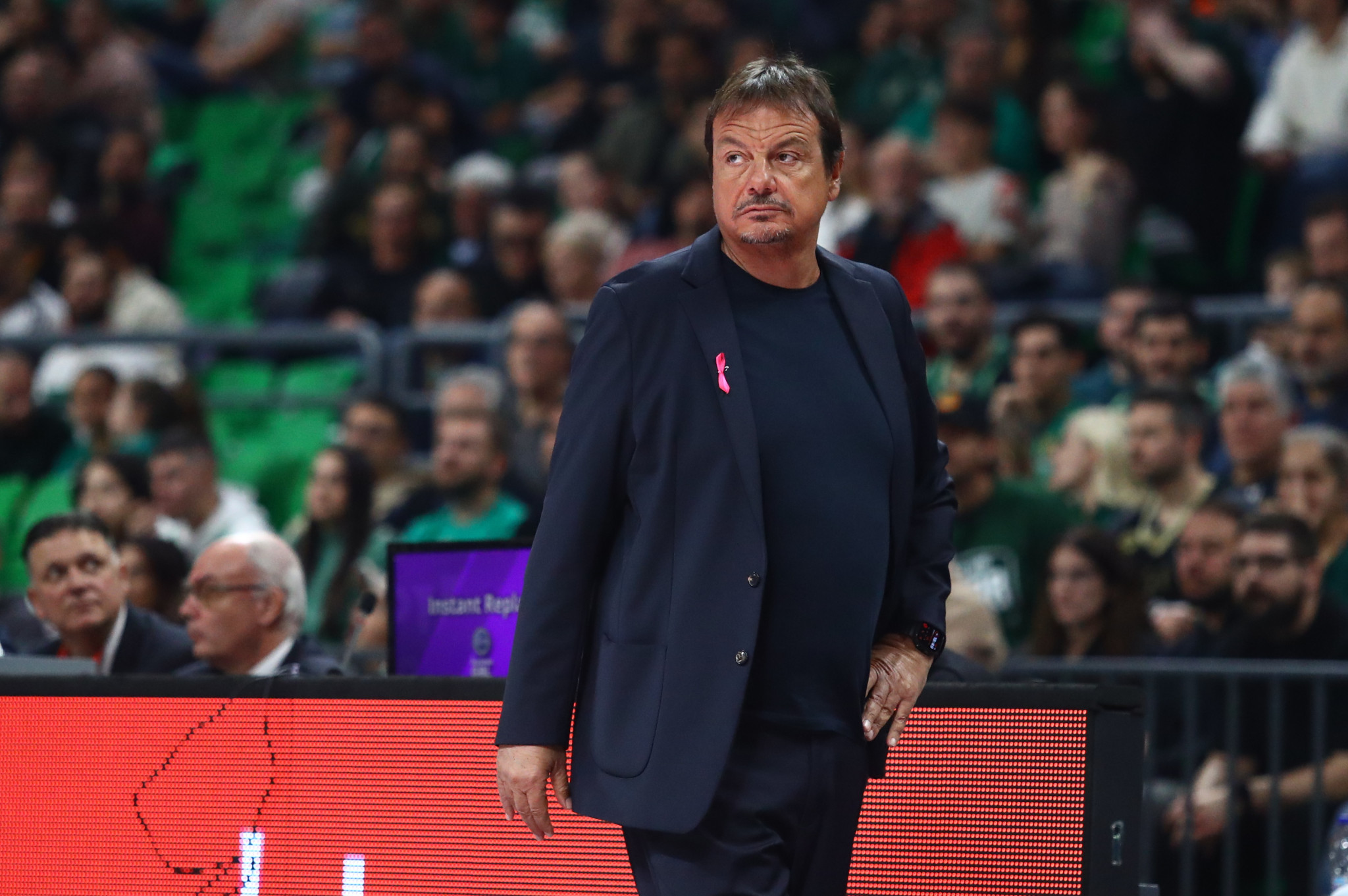 Έξαλλος ο Αταμάν με τους παίκτες του Παναθηναϊκού: «Δε δείξαμε επαγγελματική συμπεριφορά»