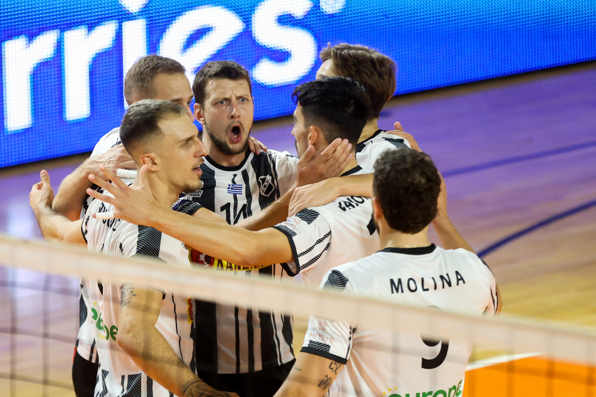 Volley League: Πέρασε από τον μαχητικό ΟΦΗ ο ΠΑΟΚ στην αυλαία της 4ης αγωνιστικής