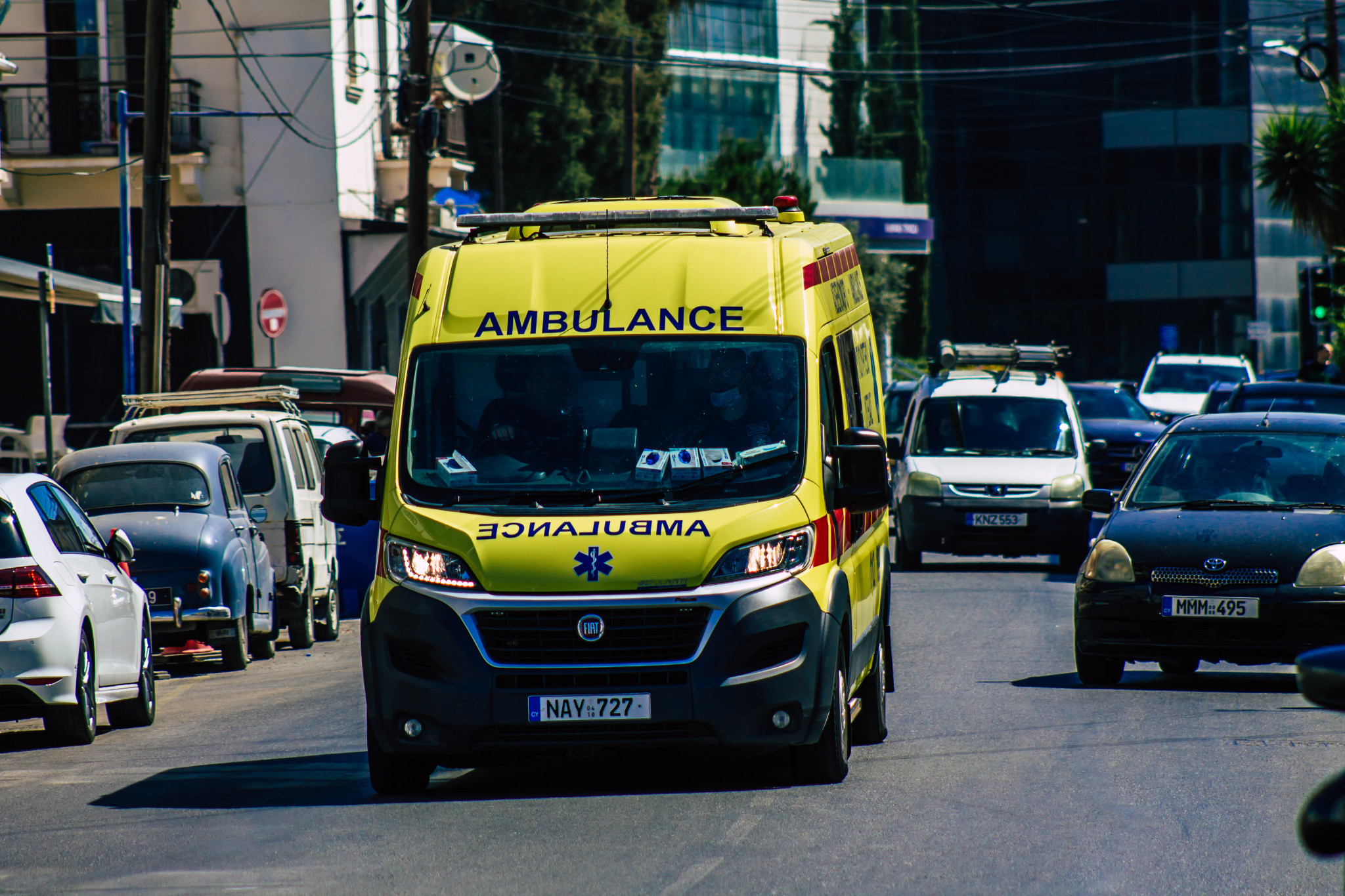 Αδιανόητο περιστατικό: Ο Ζοάο Μάριο έμεινε 30 λεπτά κλεισμένος σε ασθενοφόρο λόγω... κανονισμού