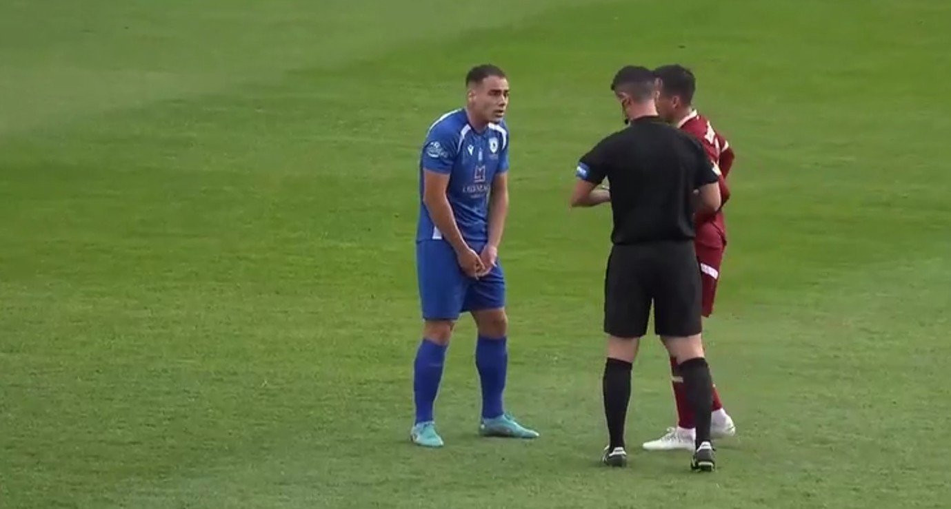 Με παίκτη λιγότερο η Καβάλα λόγω αποβολής από το 9' κόντρα στον Αστέρα Β' AKTOR