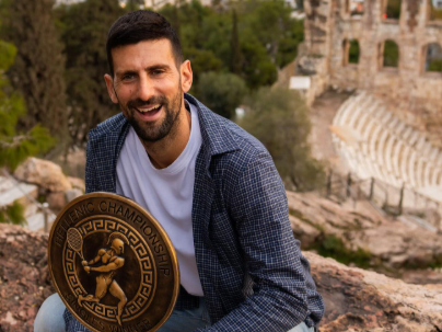 Βίντεο - έπος με τον Τζόκοβιτς να τρέχει για να προλάβει ανοιχτή την Ακρόπολη