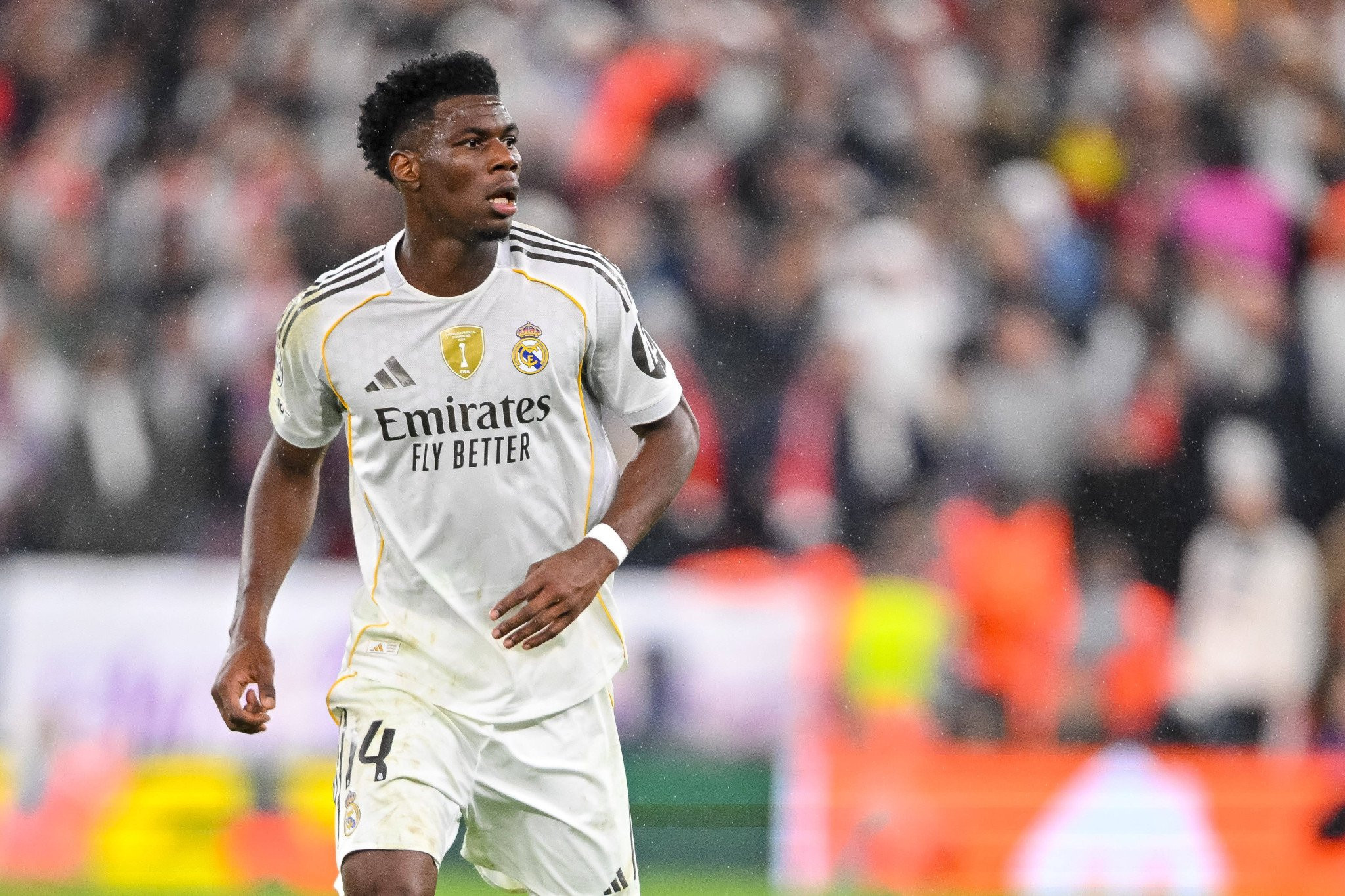 Ο Τσουαμενί στηρίζει τον Αλόνσο: «Δεν είναι ευθύνη του, χάσαμε από δικά μας λάθη»