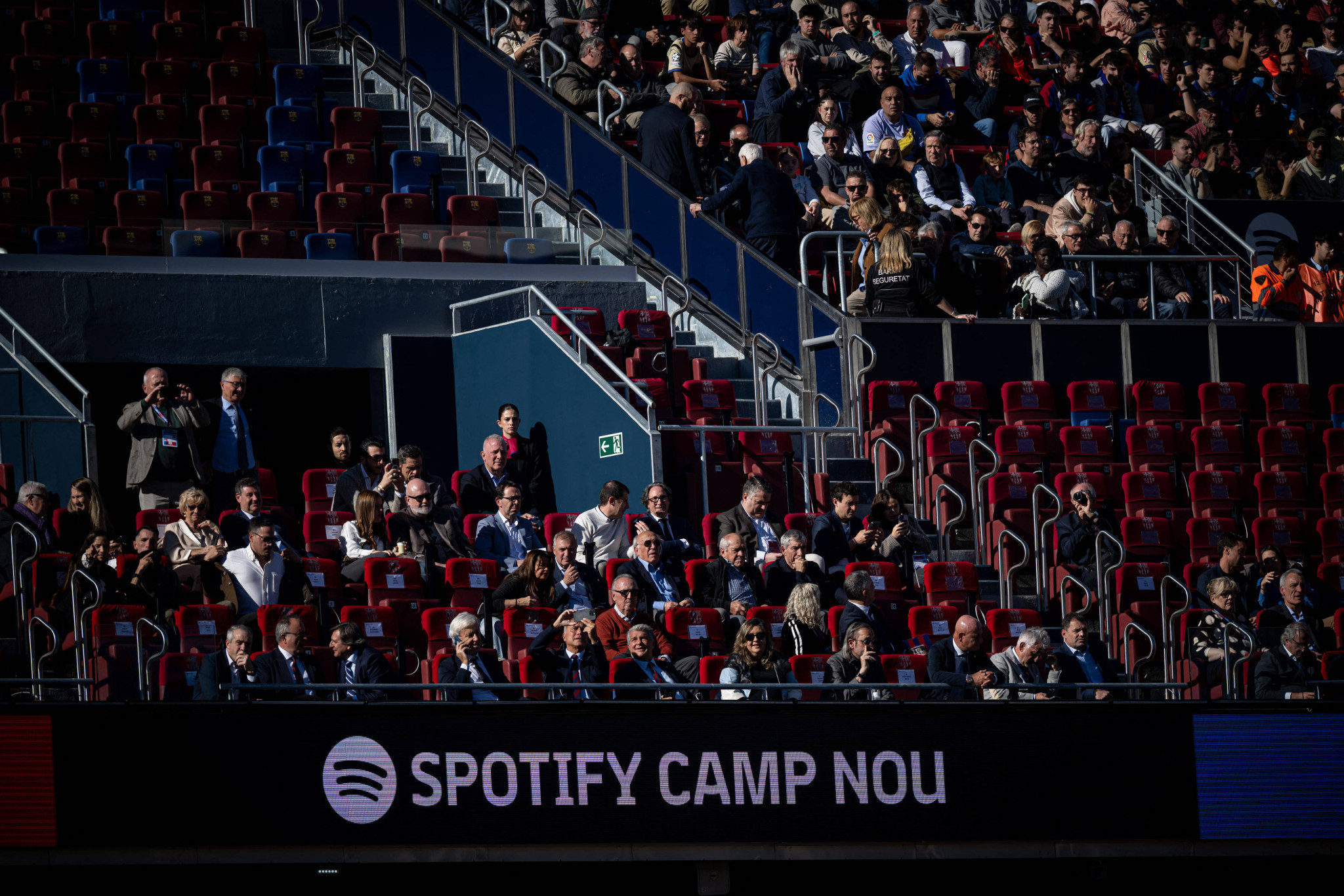 Οι εξωφρενικές τιμές των εισιτηρίων για την επιστροφή της Μπαρτσελόνα στο ανακαινισμένο «Spotify» Καμπ Νου