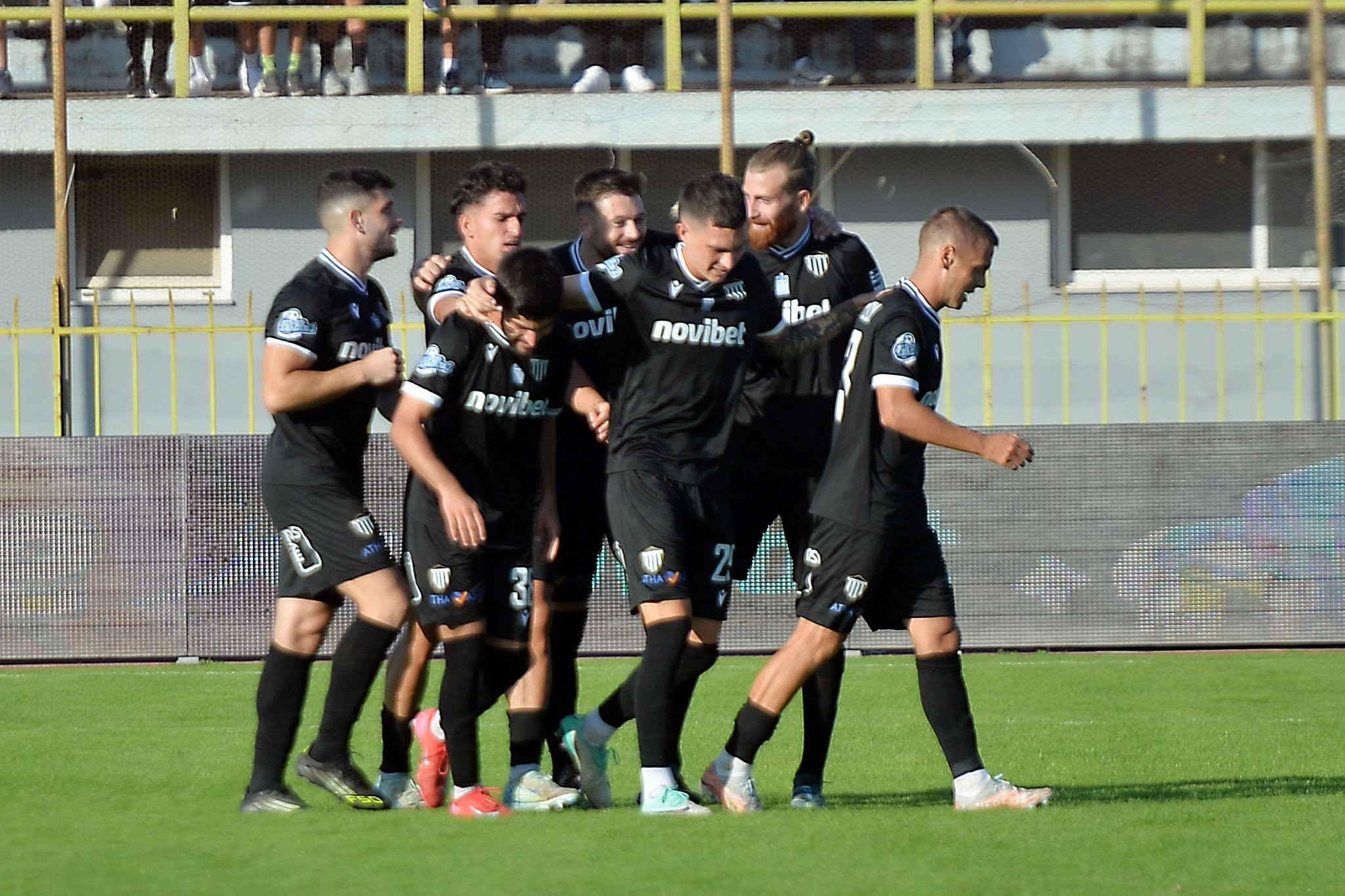 Ασταμάτητη η Καλαμάτα, νίκησε τα Χανιά με σωρεία χαμένων ευκαιριών