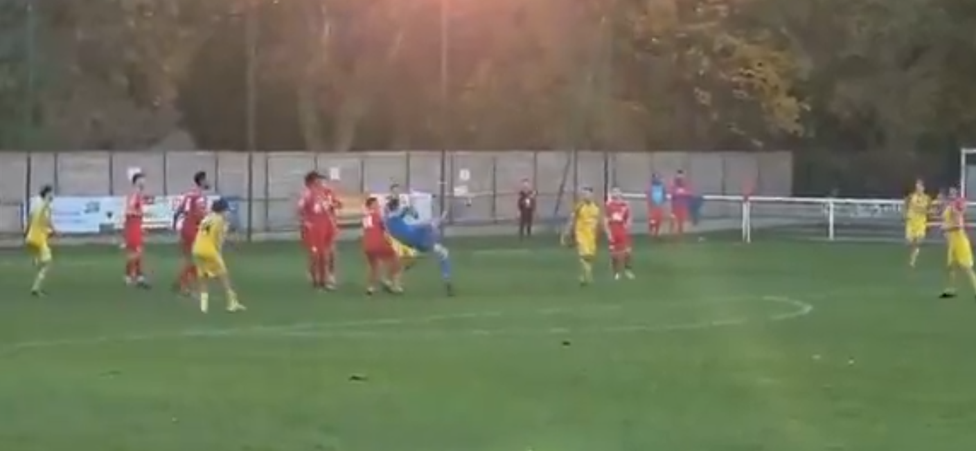 Απίθανο σκηνικό στη Γαλλία: Τερματοφύλακας σκόραρε με «ψαλιδάκι» και μετά έπιασε και πέναλτι (video)