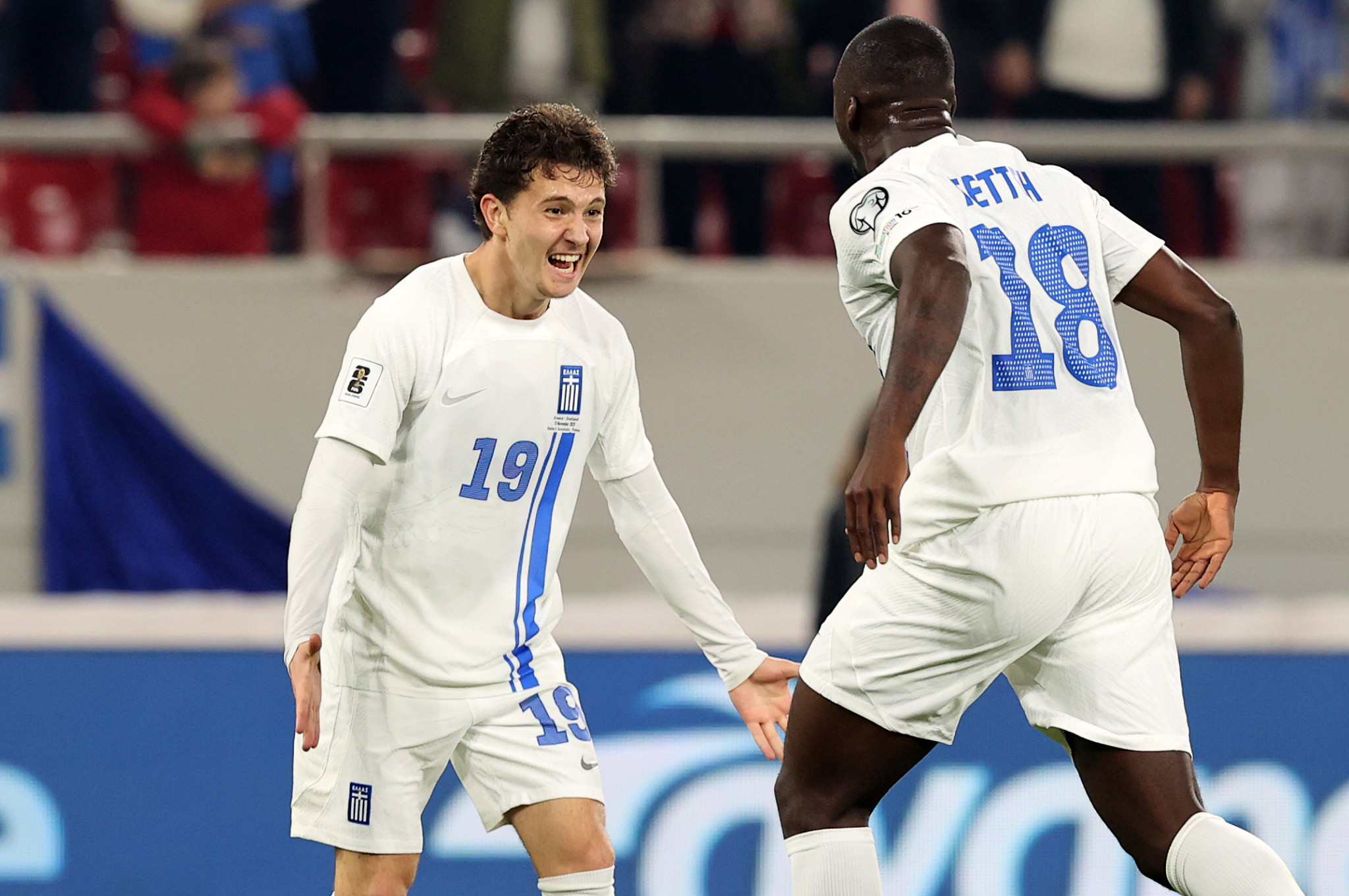 Μπαντής: «Πίσω από αυτό το γκολ πόσες ιστορίες ανθρώπων να κρύβονται;»