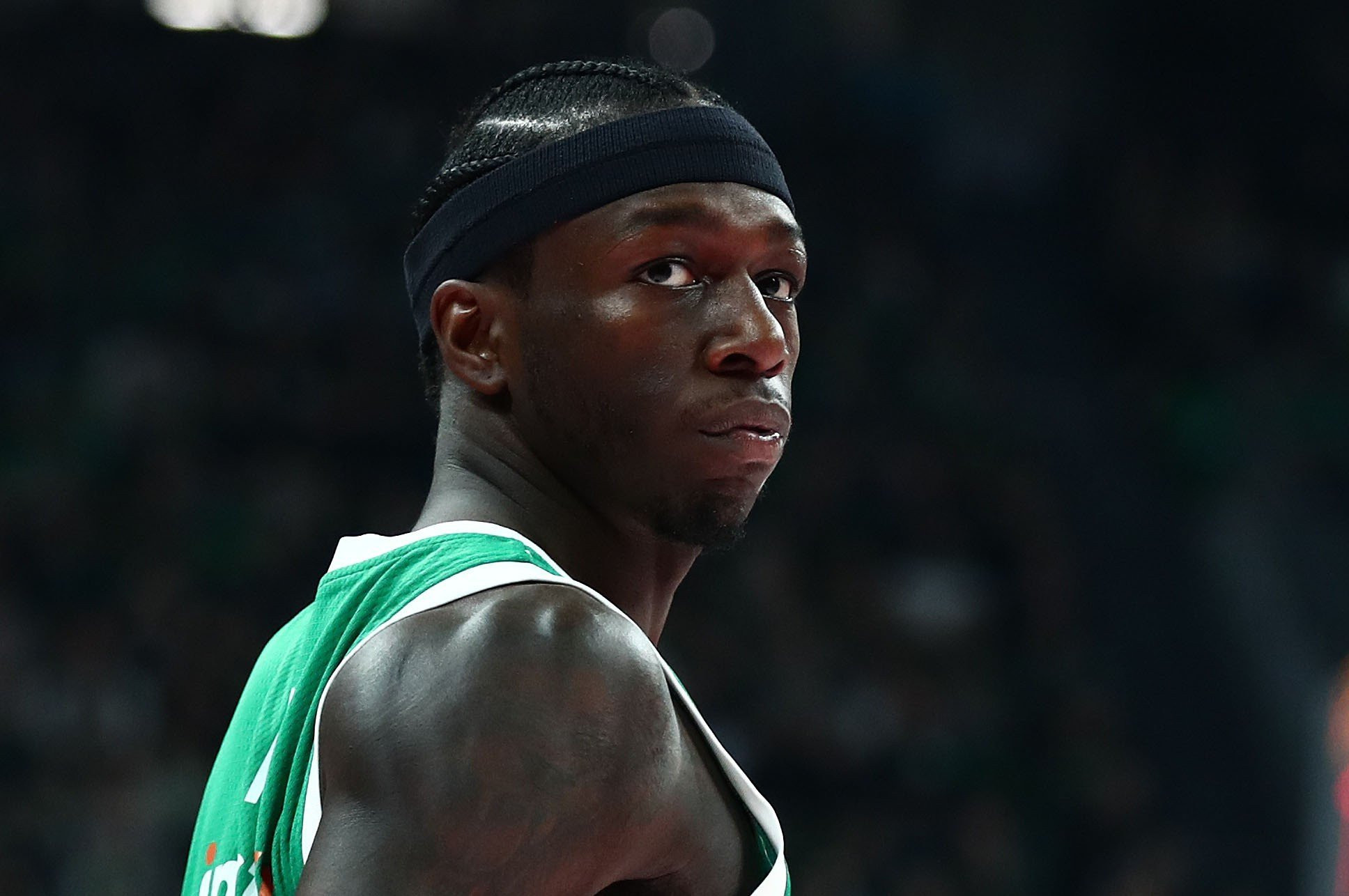 Συμβαίνει τώρα: Ο Κέντρικ Ναν στα γραφεία του Γιαννακόπουλου