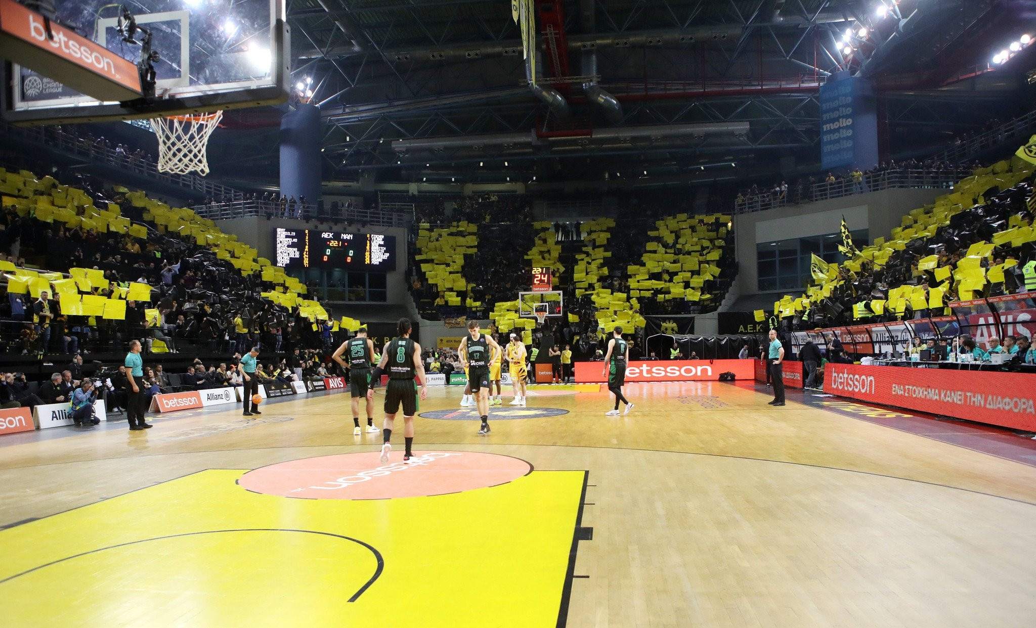 Κορεό, ντεσιμπέλ και... πάρτι: Στα άδυτα της καυτής ατμόσφαιρας στη Sunel Arena