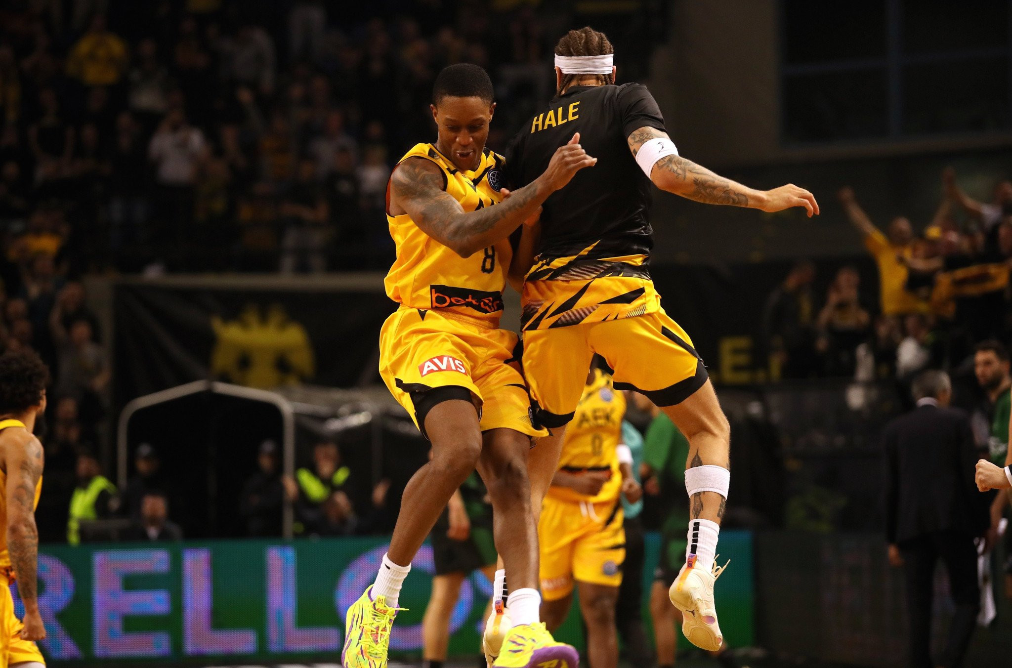 Ο Σι Τζέι Μπράις στο Athletiko: «Να τελειώσουμε τη σειρά με τη Ναντέρ στη Γαλλία»