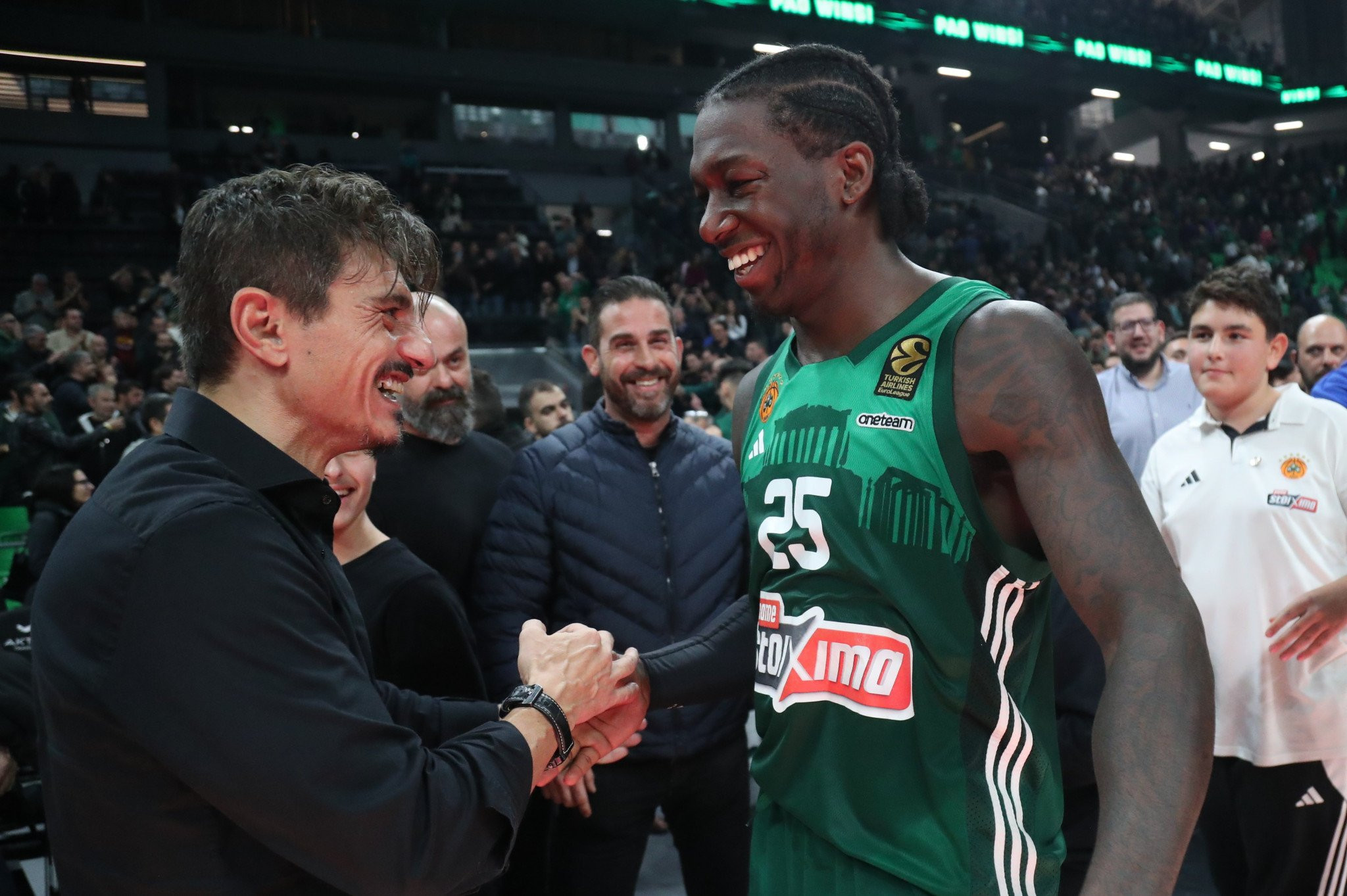 Εκστασιασμένος Γιαννακόπουλος: «Είπε κανείς ότι θα φύγει ο Ναν το 2028;»