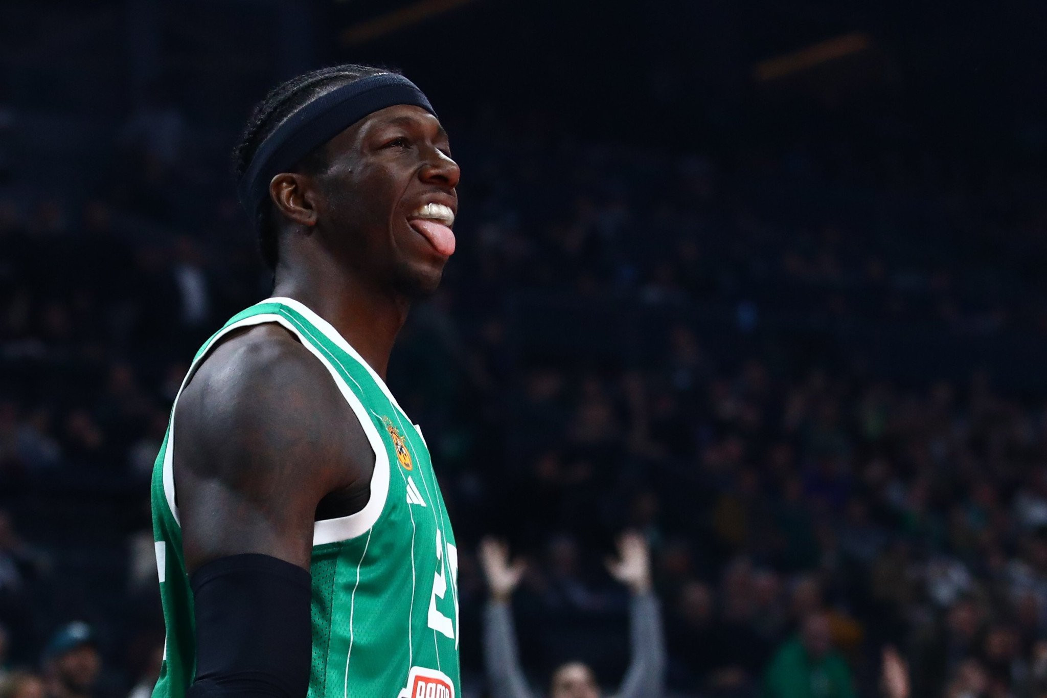 Χαμός στα αποδυτήρια του Παναθηναϊκού όταν μπήκε ο Ναν (vid)