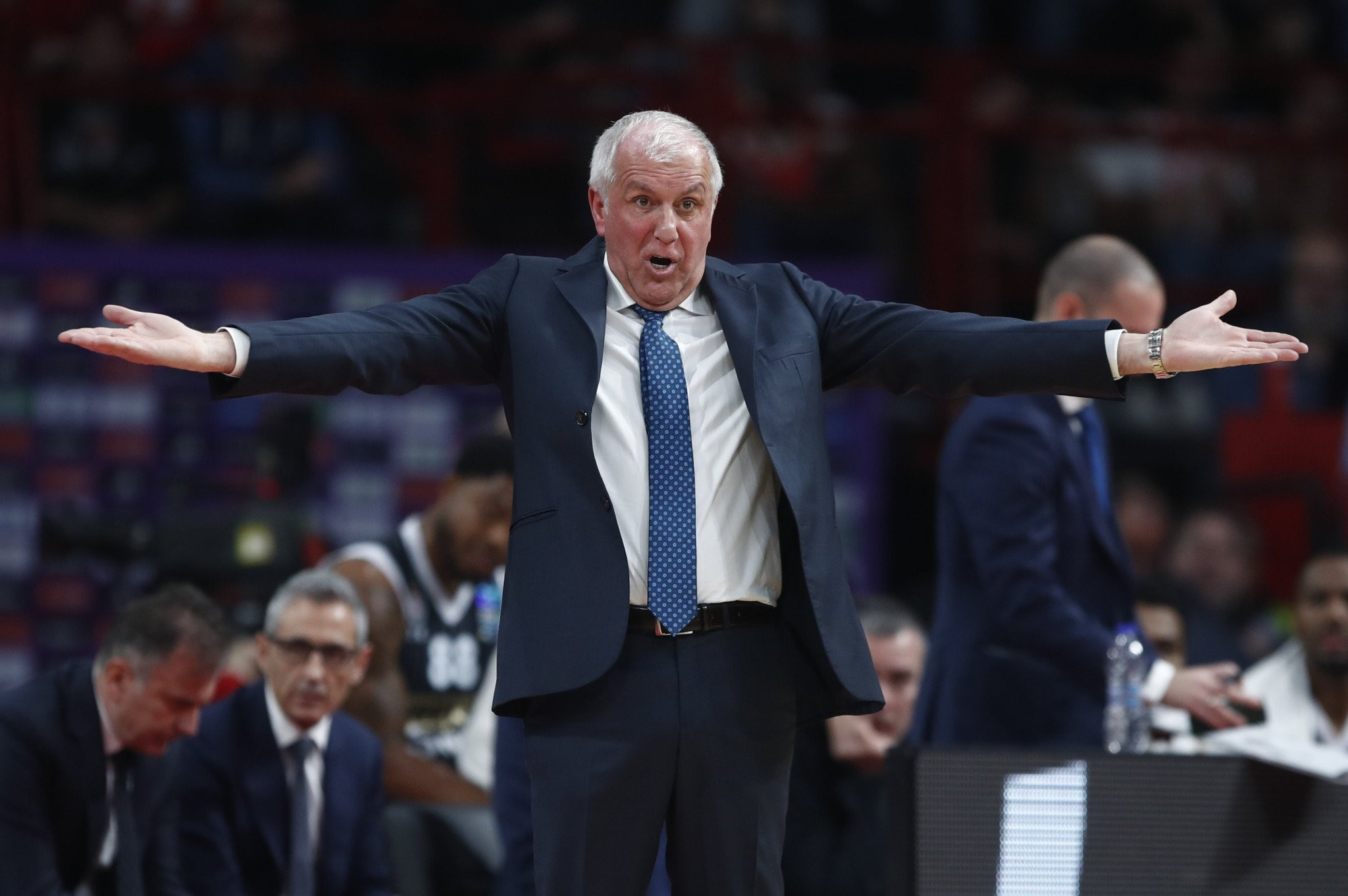 Ομπράντοβιτς: «Tα λεφτά είναι πίσω από τη σκέψη του ΝΒΑ»