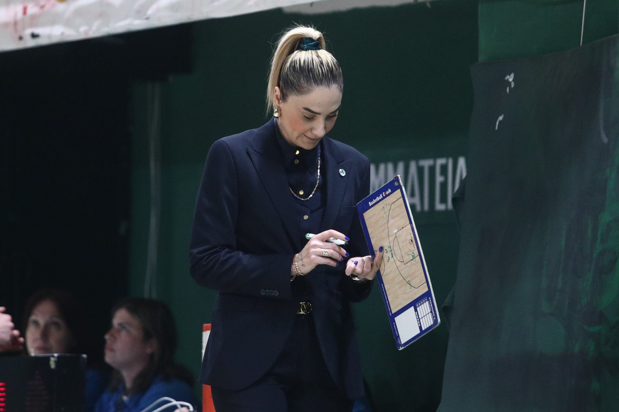 Καλές και... «πράσινες» μέρες βλέπει η Σελέν Ερντέμ