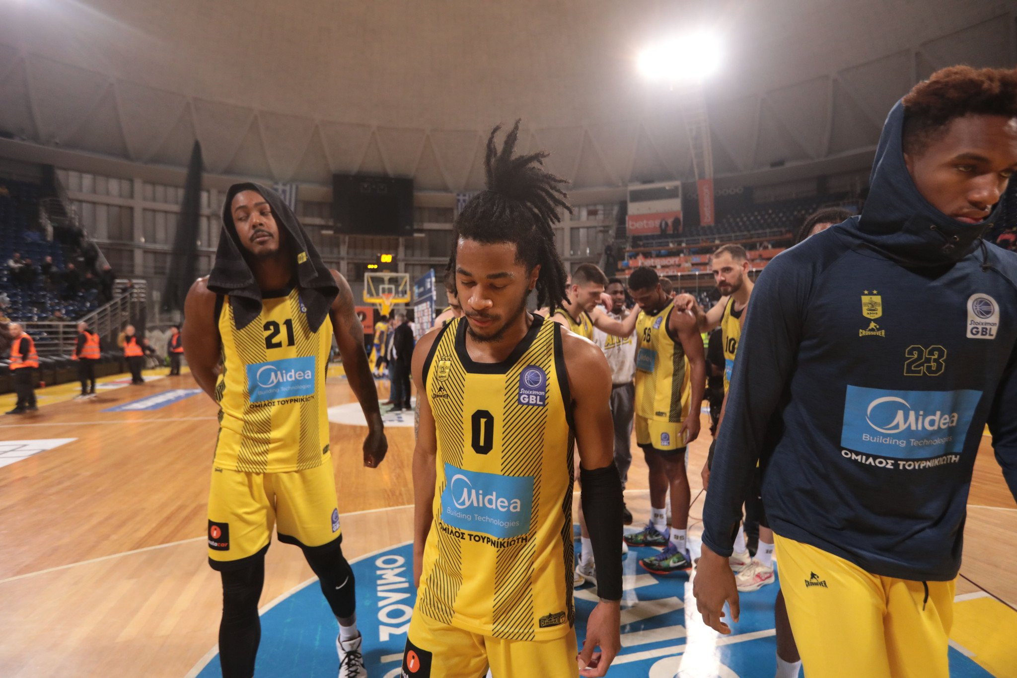 Πρόστιμο στον Άρη για υβριστικά συνθήματα στο παιχνίδι με το Περιστέρι