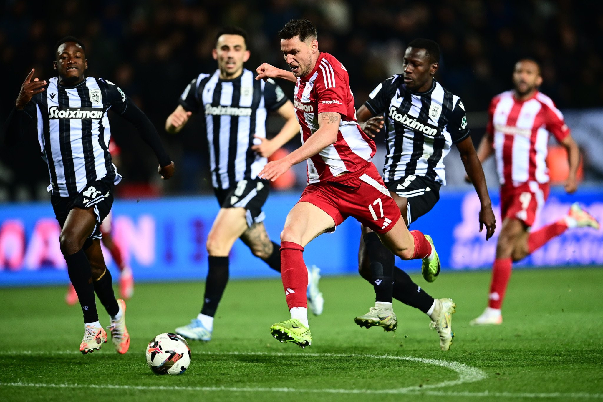 Ο Ολυμπιακός εμφανίστηκε στην Τούμπα όταν επανήλθε στις εργοστασιακές ρυθμίσεις