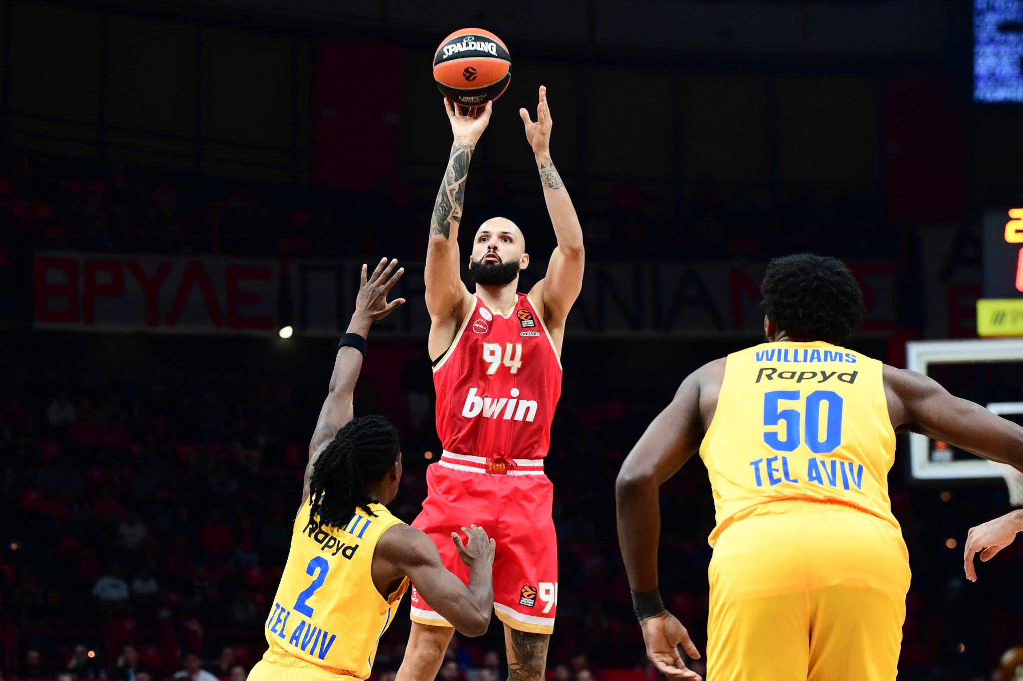 Στην κορυφή ο «λαβωμένος» Ολυμπιακός, περιμένει αντίπαλο