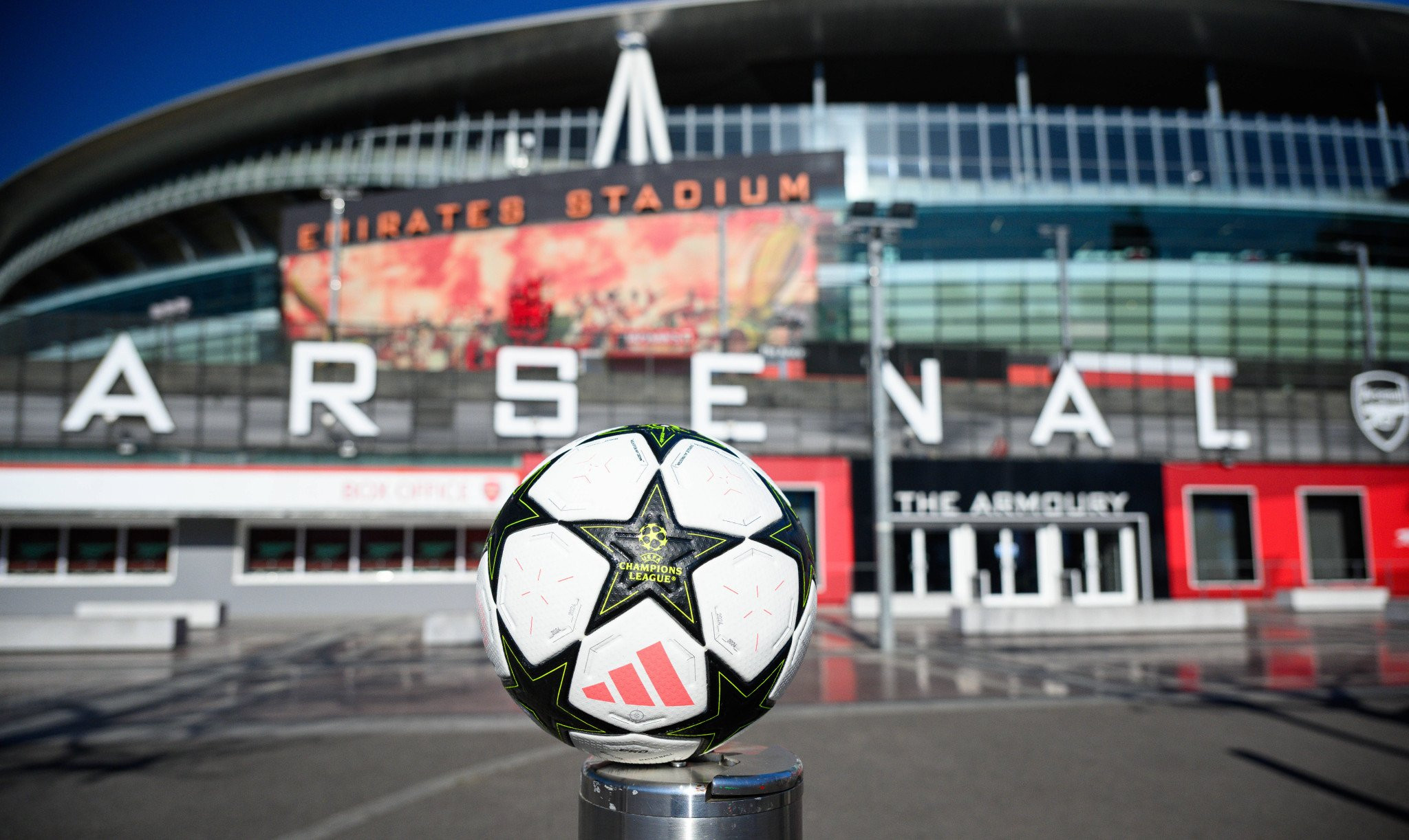 Oι ενδεκάδες στο ματς της Αρσεναλ με την Ρεάλ Μαδρίτης στο Λονδίνο