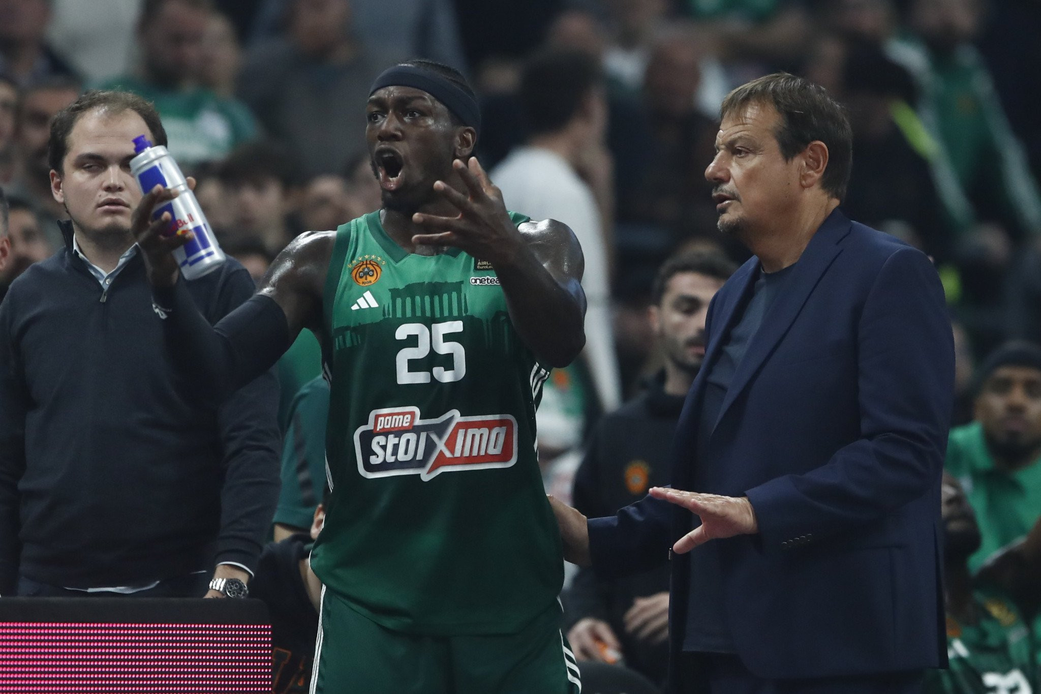 Διαψεύδει ο Αταμάν για Ναν - «Ο Λάρκιν είναι ο νατουραλιζέ στην Τουρκία»