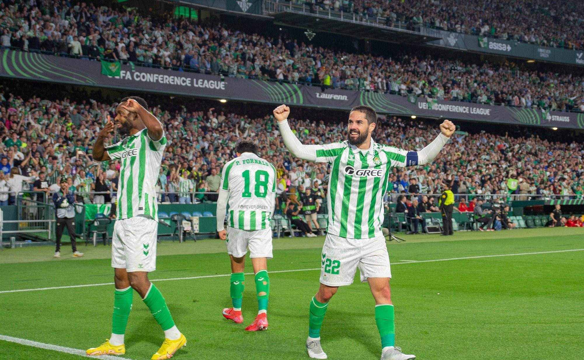 Με ειδικά στοιχήματα σε σούπερ αποδόσεις σε Europa και Conference League