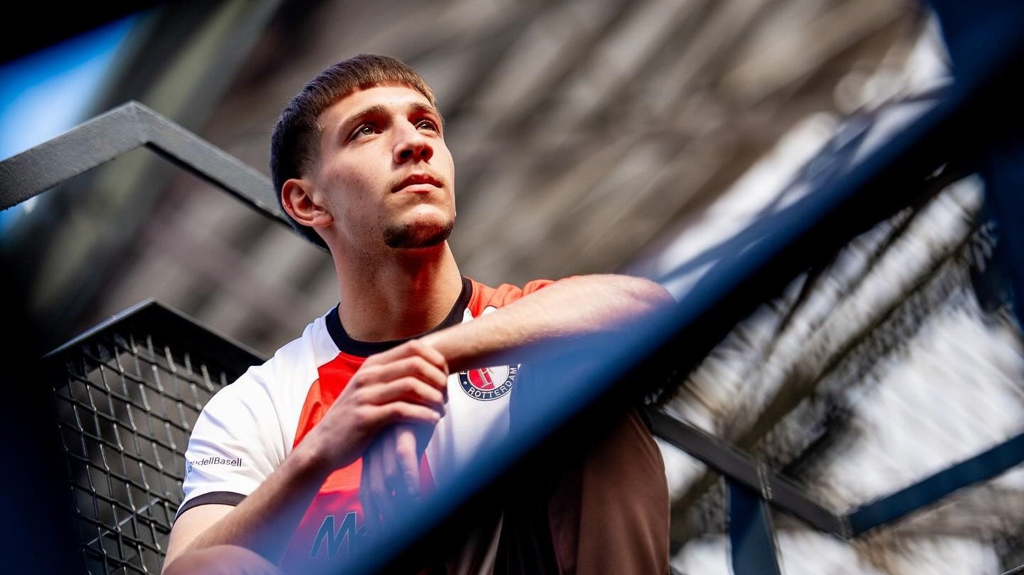 Η Φέγενορντ ποντάρει στον 19χρονο Δελιανίδη για να βρει τον επόμενο Φαν Πέρσι! (pics)