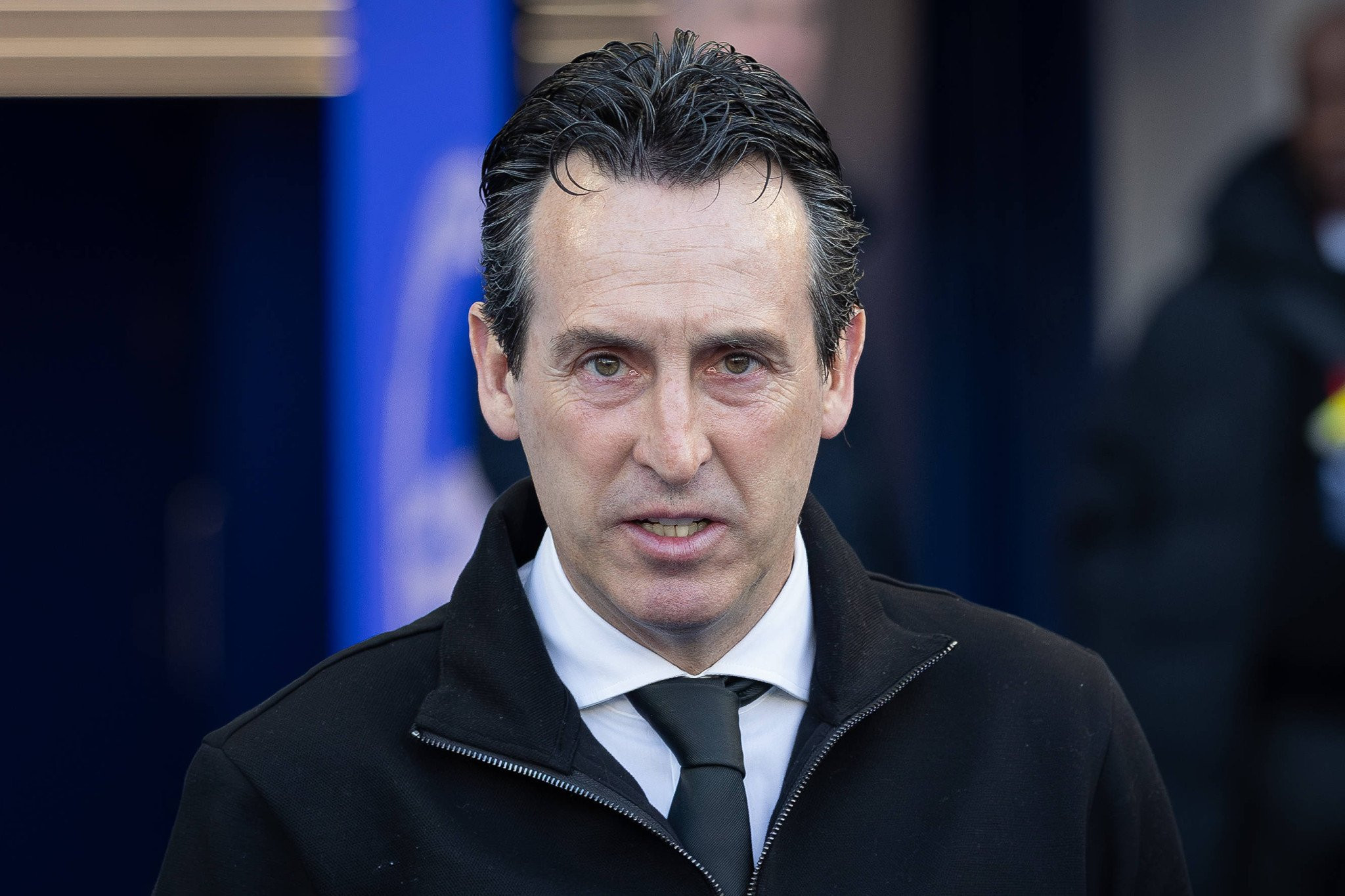 Ο Ουνάι Έμερι έγινε «απόλυτος Θεός» στην Άστον Βίλα (vids)