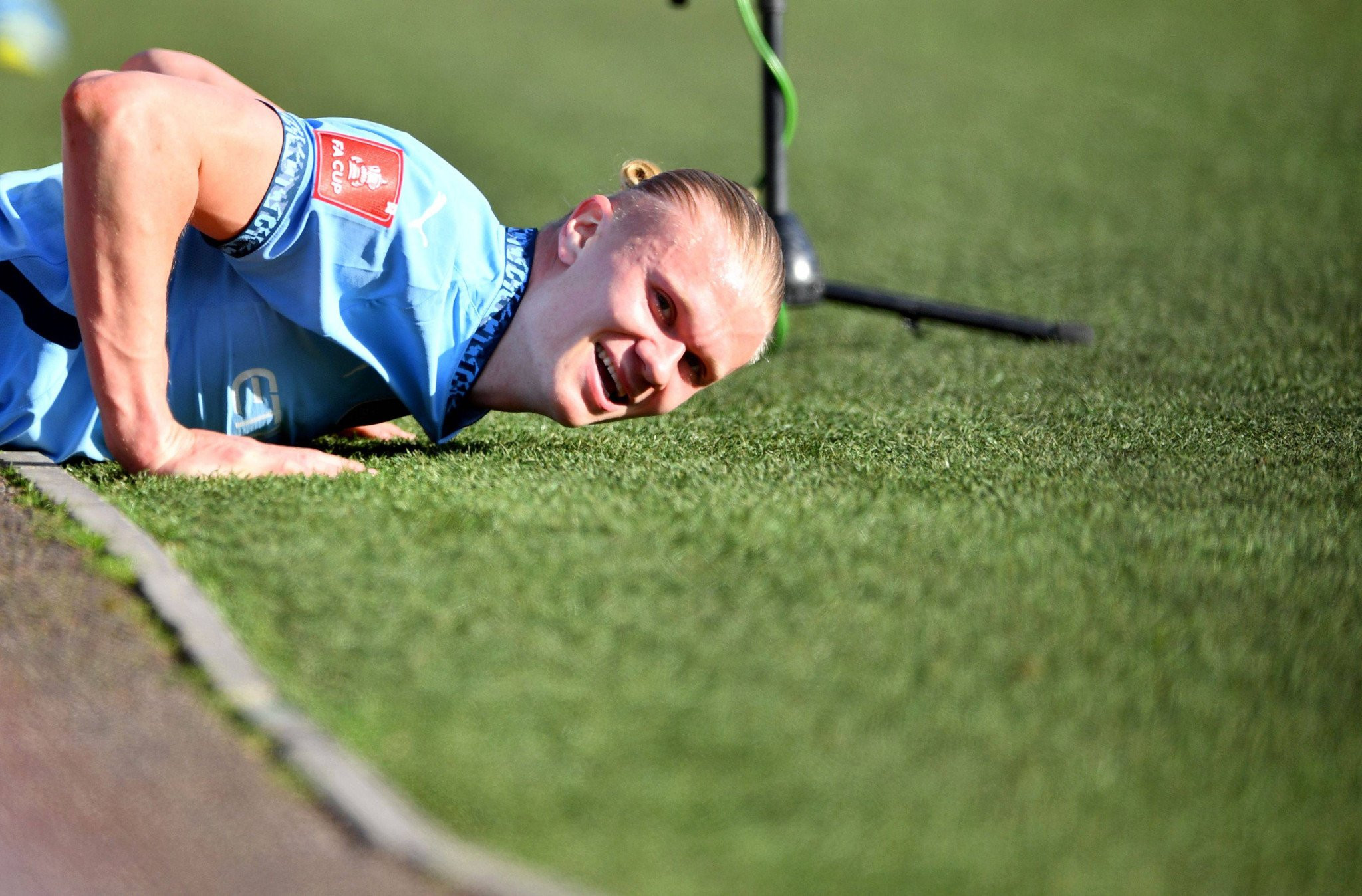 Το μήνυμα του Χάαλαντ σε στυλ «Εξολοθρευτή» μετά τον τραυματισμό του (pic)