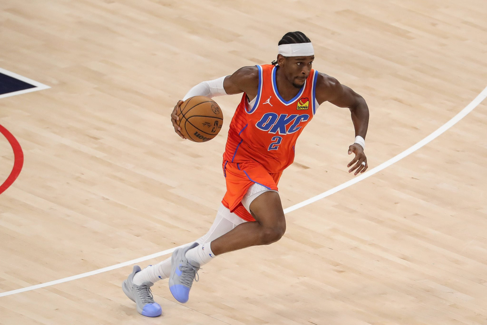 Η κατρακύλα των Λέικερς κόντρα στους Θάντερ και οι καταιγιστικοί Γουόριορς